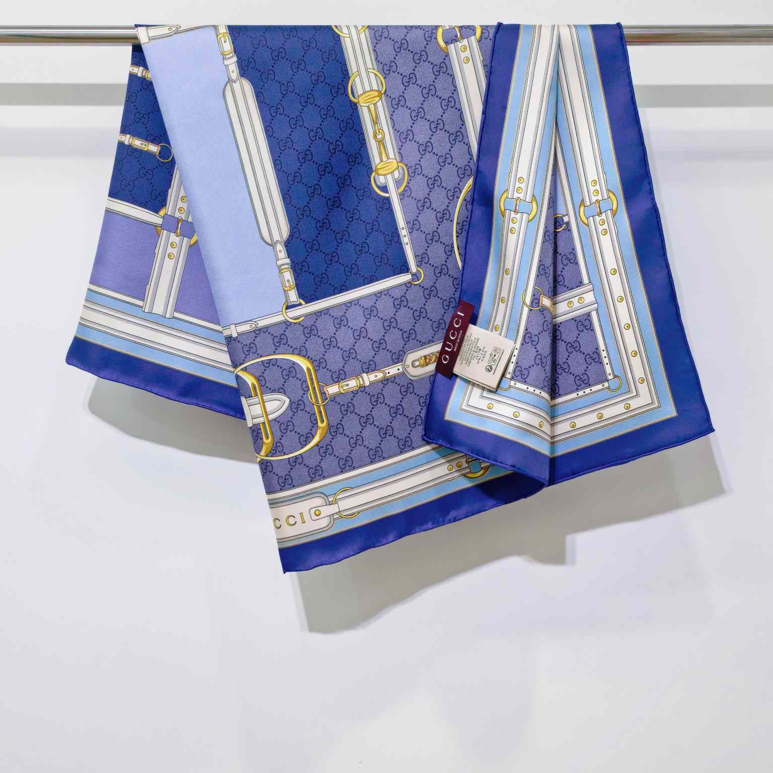 Gucci Printed Silk Twill Carré - DopestKickz