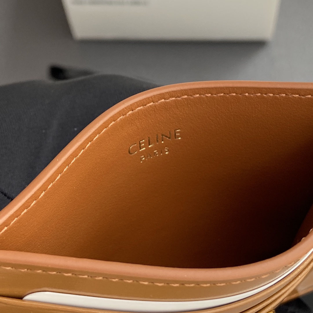Celine Card Holder Triomphe In Shiny Calfskin  - DopestKickz