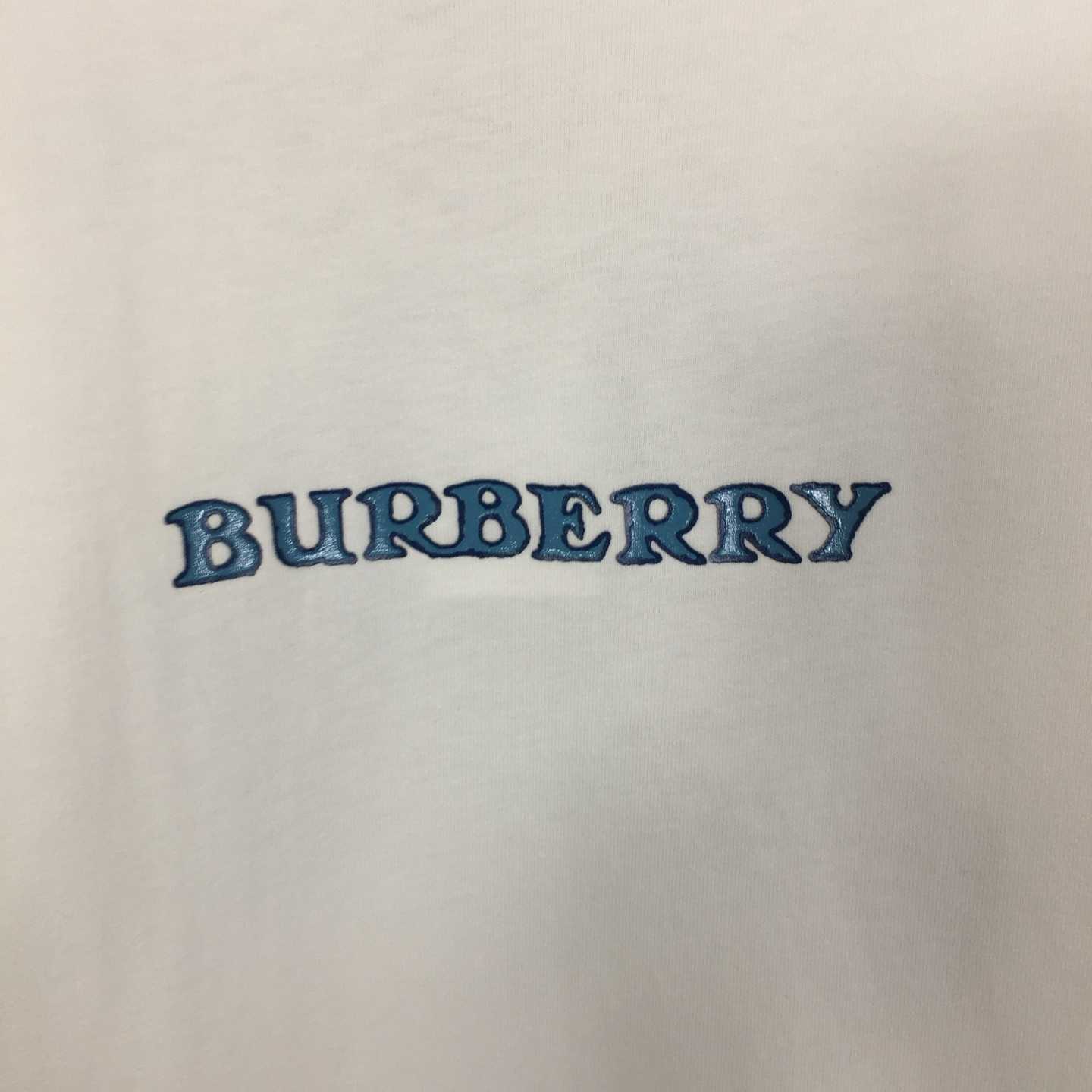 Burberry Heritage Logo Cotton T-shirt - DopestKickz