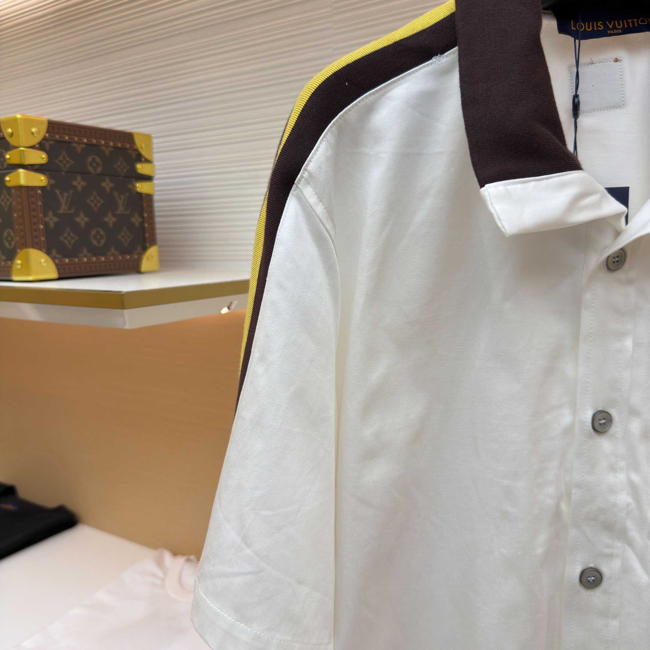 Louis Vuitton Bicolor Warm Up Short-Sleeved Shirt 1AJRET - DopestKickz