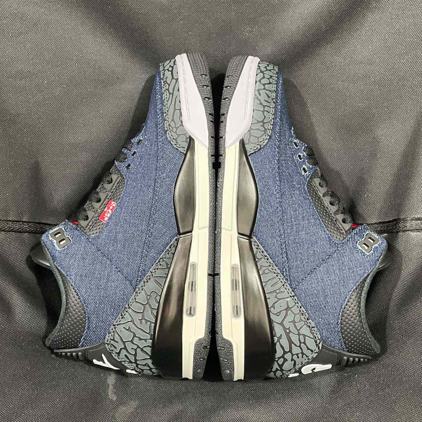 Jordan × Levi's Air Jordan 3 Retro SP  IH7959-400 - DopestKickz