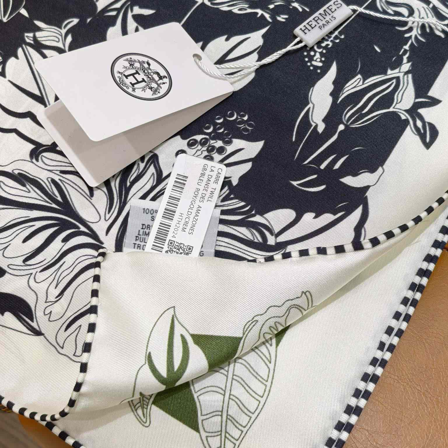 Hermes Flamingo Party Tattoo Double Face Scarf 90 - DopestKickz