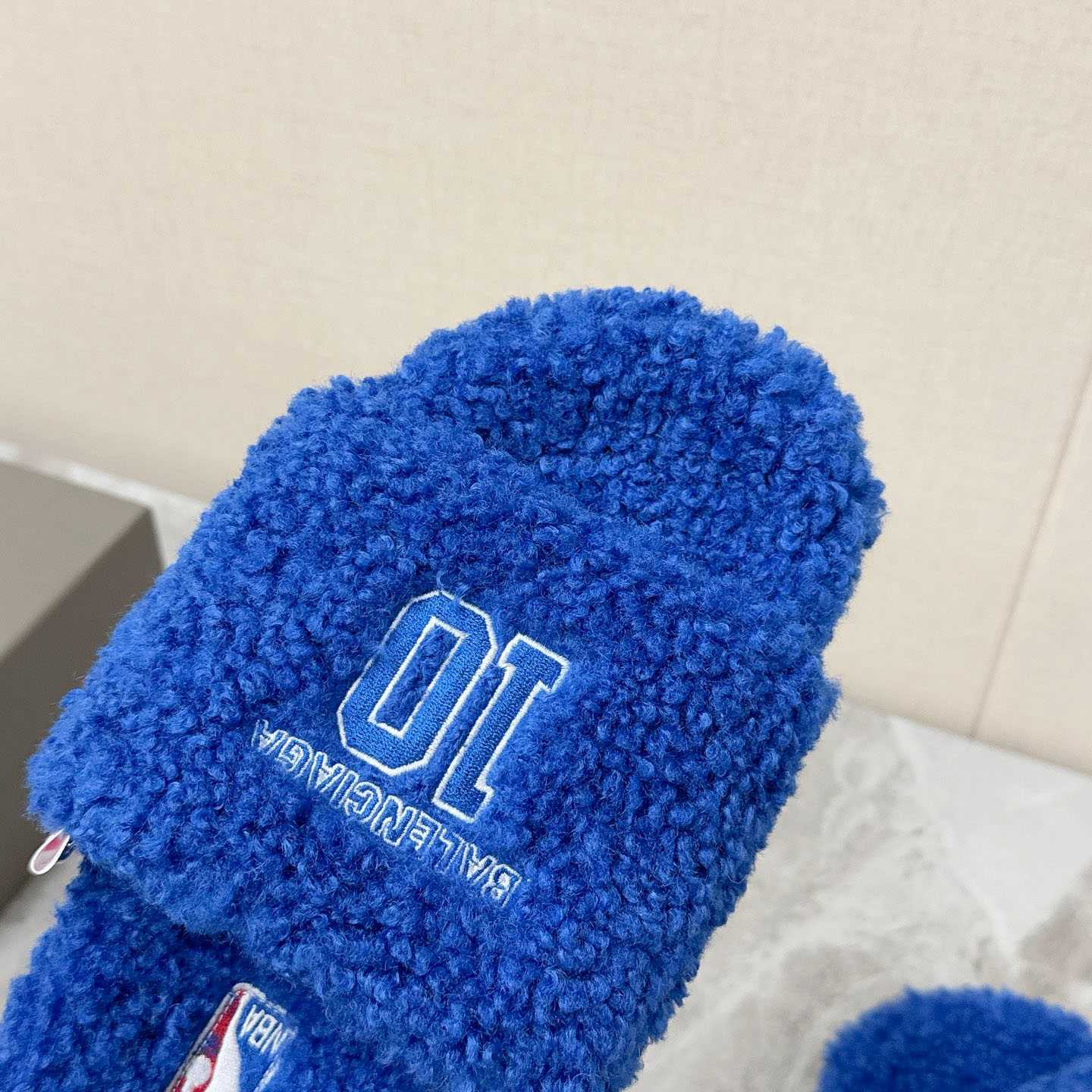 Balenciaga | Nba Collaboration Furry Open Mule - DopestKickz