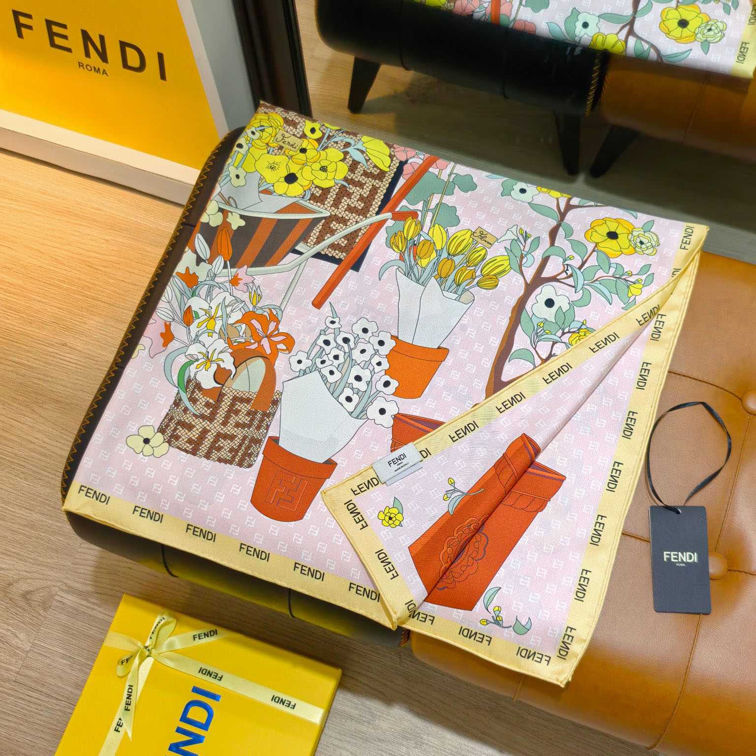 Fendi Gardening Foulard - DopestKickz
