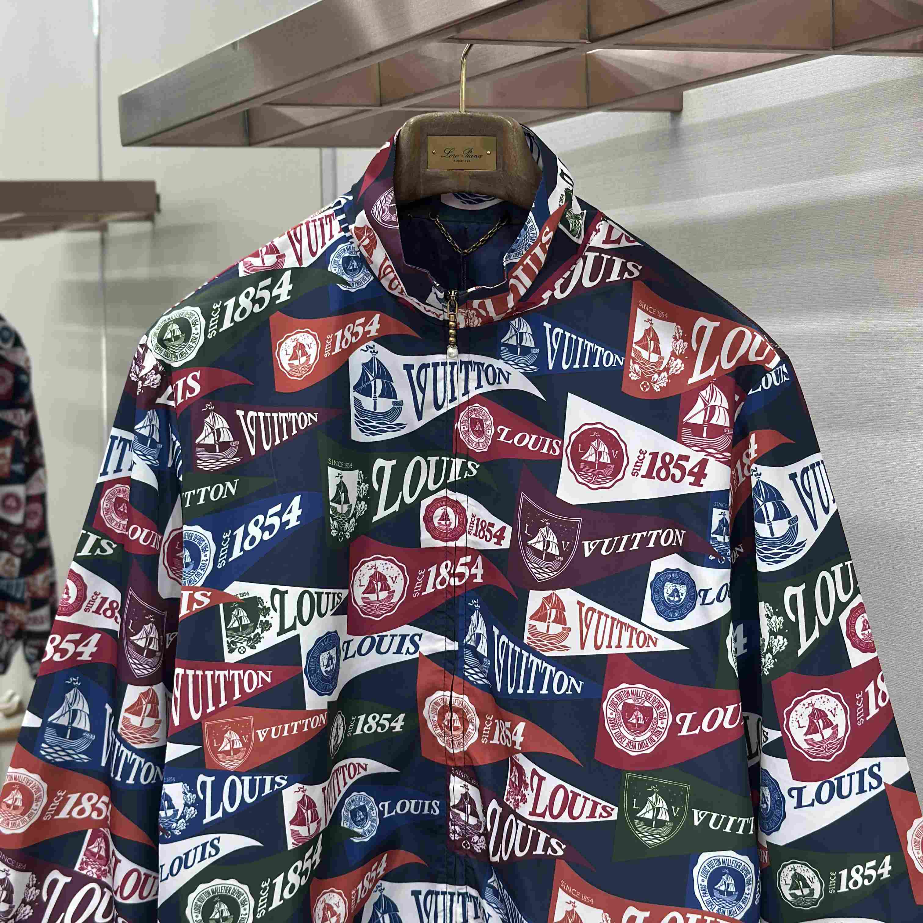 Louis Vuitton Graphic Windbreaker 1AIJRA - DopestKickz