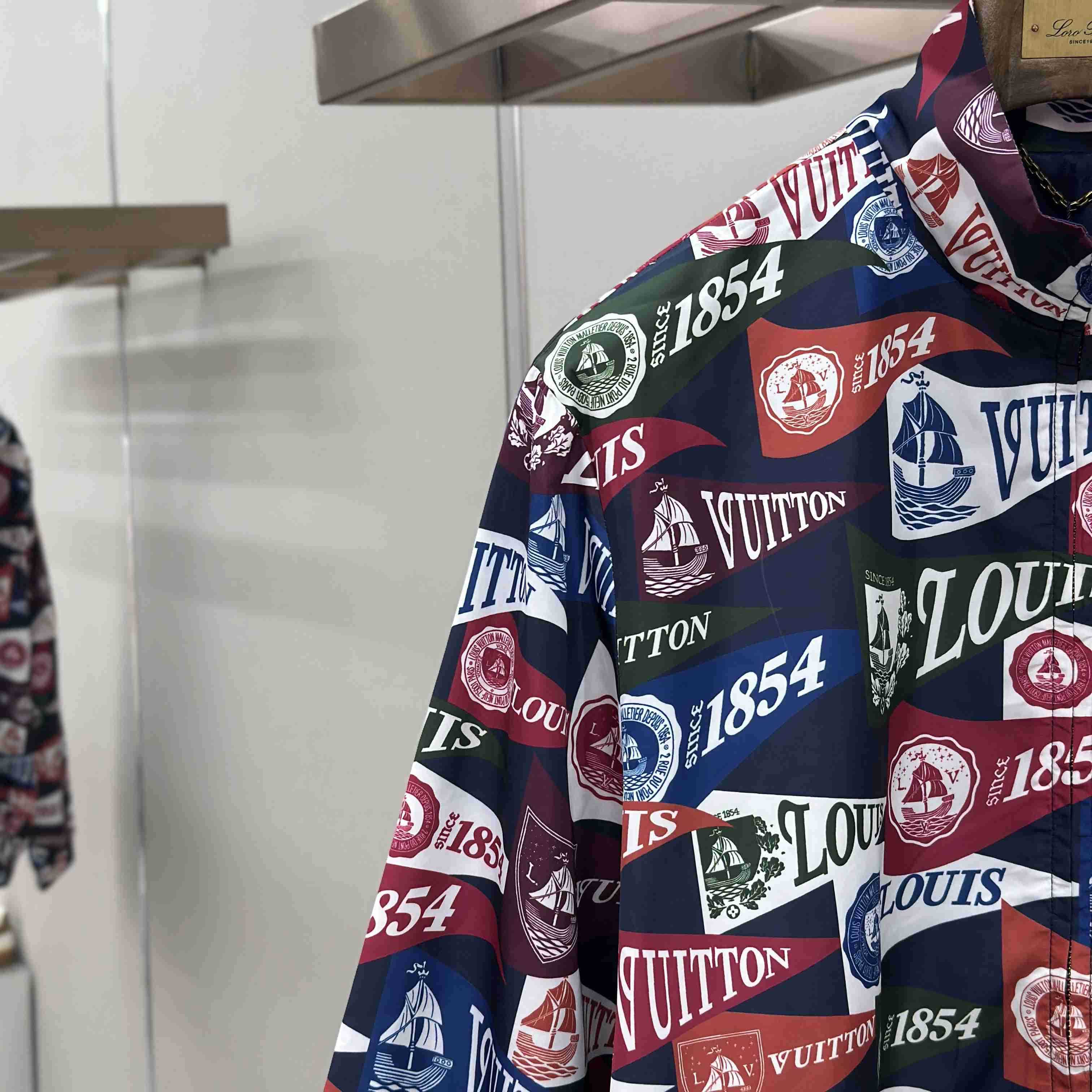 Louis Vuitton Graphic Windbreaker 1AIJRA - DopestKickz