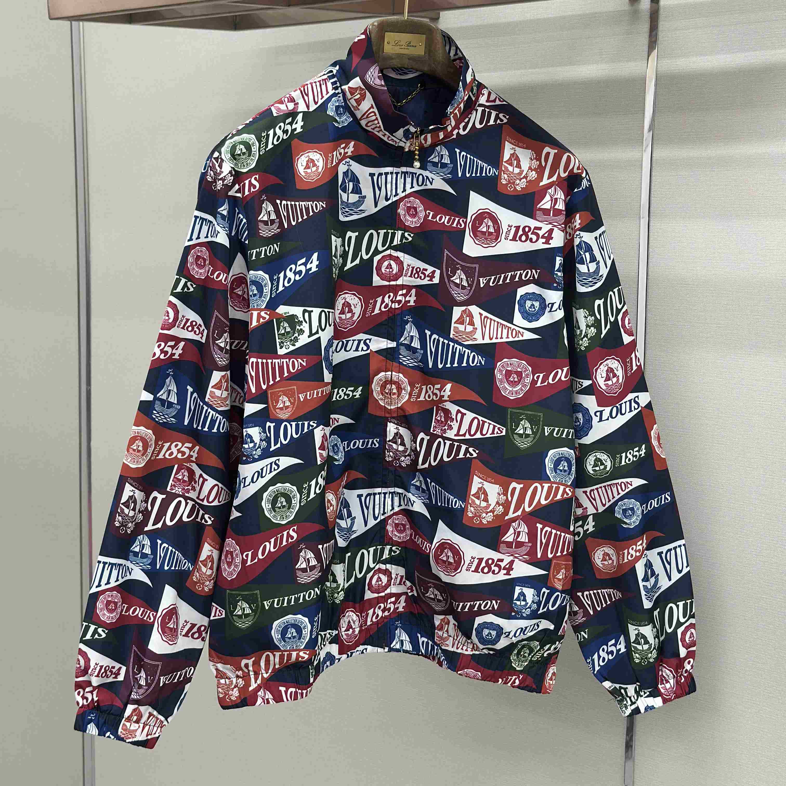 Louis Vuitton Graphic Windbreaker 1AIJRA - DopestKickz