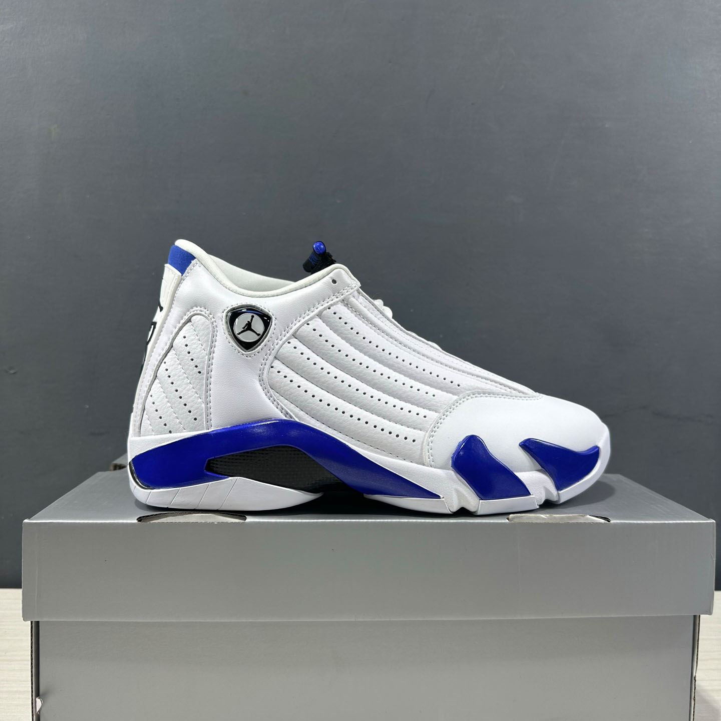  Jordan Air Jordan 14 retro hyper royal Sneakers       487471-104  - DopestKickz