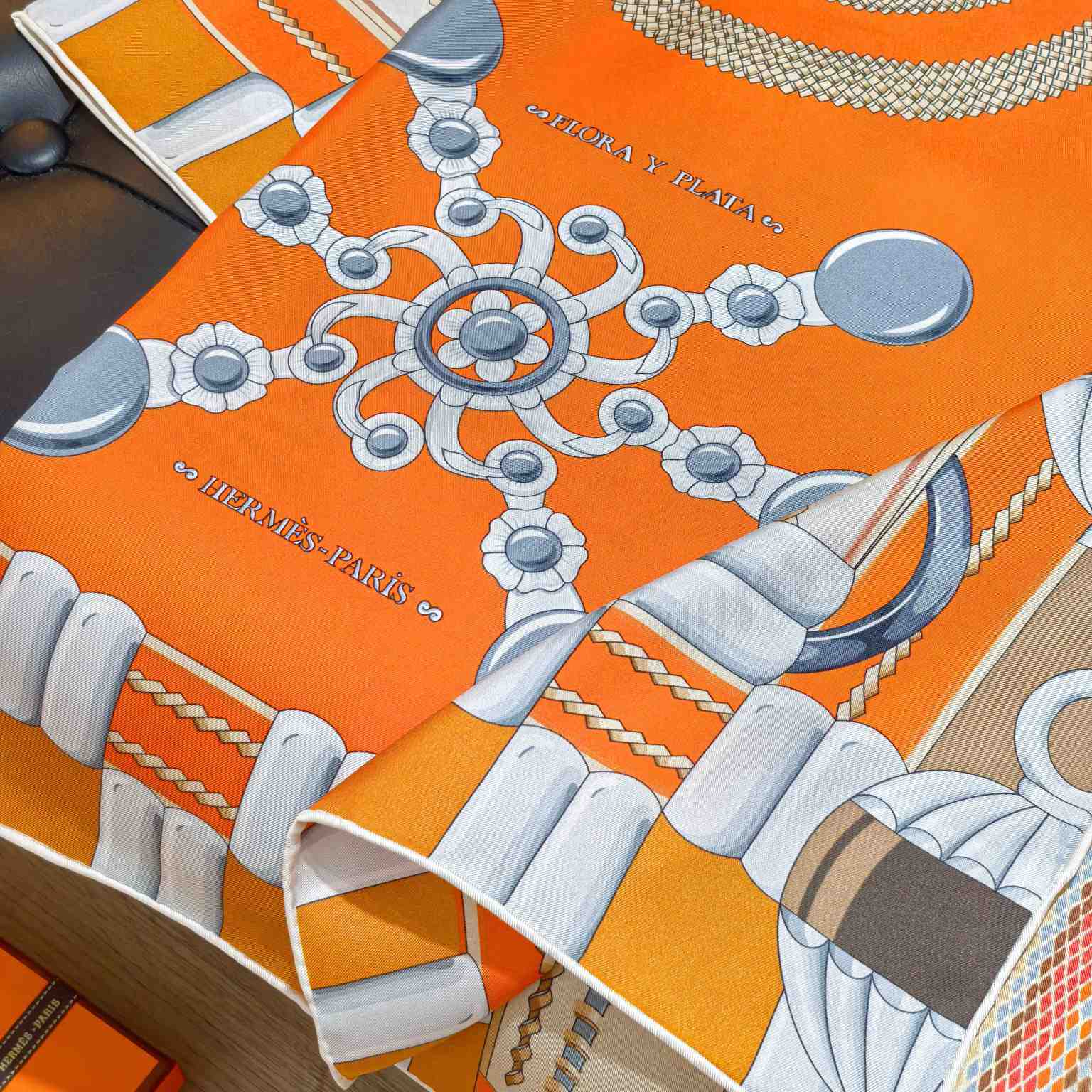 Hermes Flora Y Plata Scarf 90 - DopestKickz