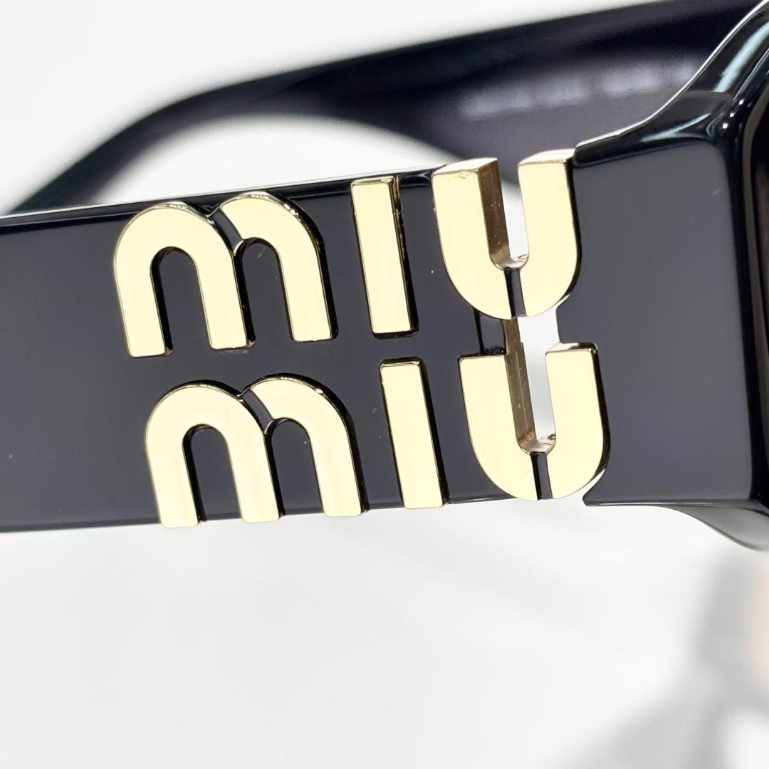 Miu Miu SMU 11WS Sunglasses - DopestKickz