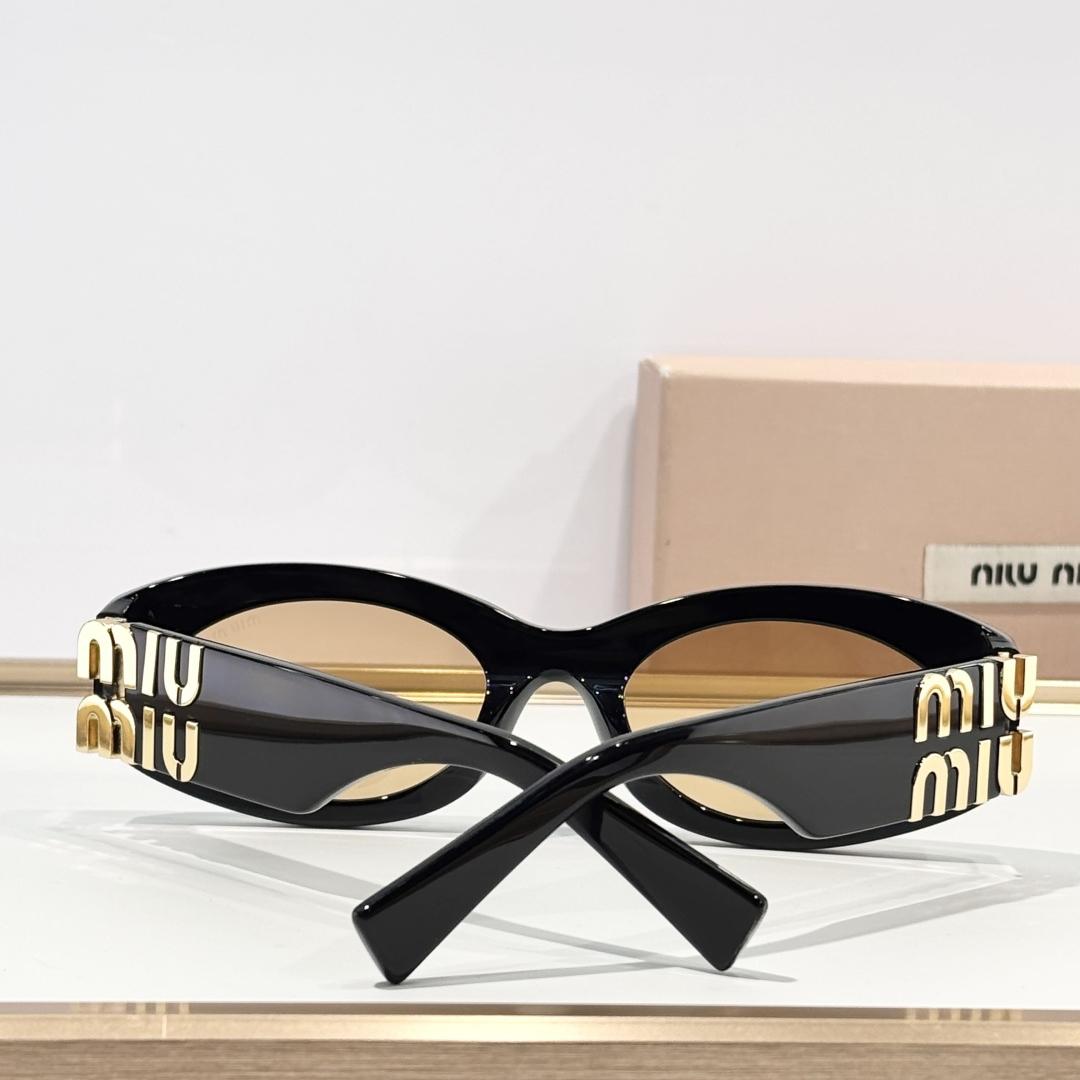 Miu Miu SMU 11WS Sunglasses - DopestKickz