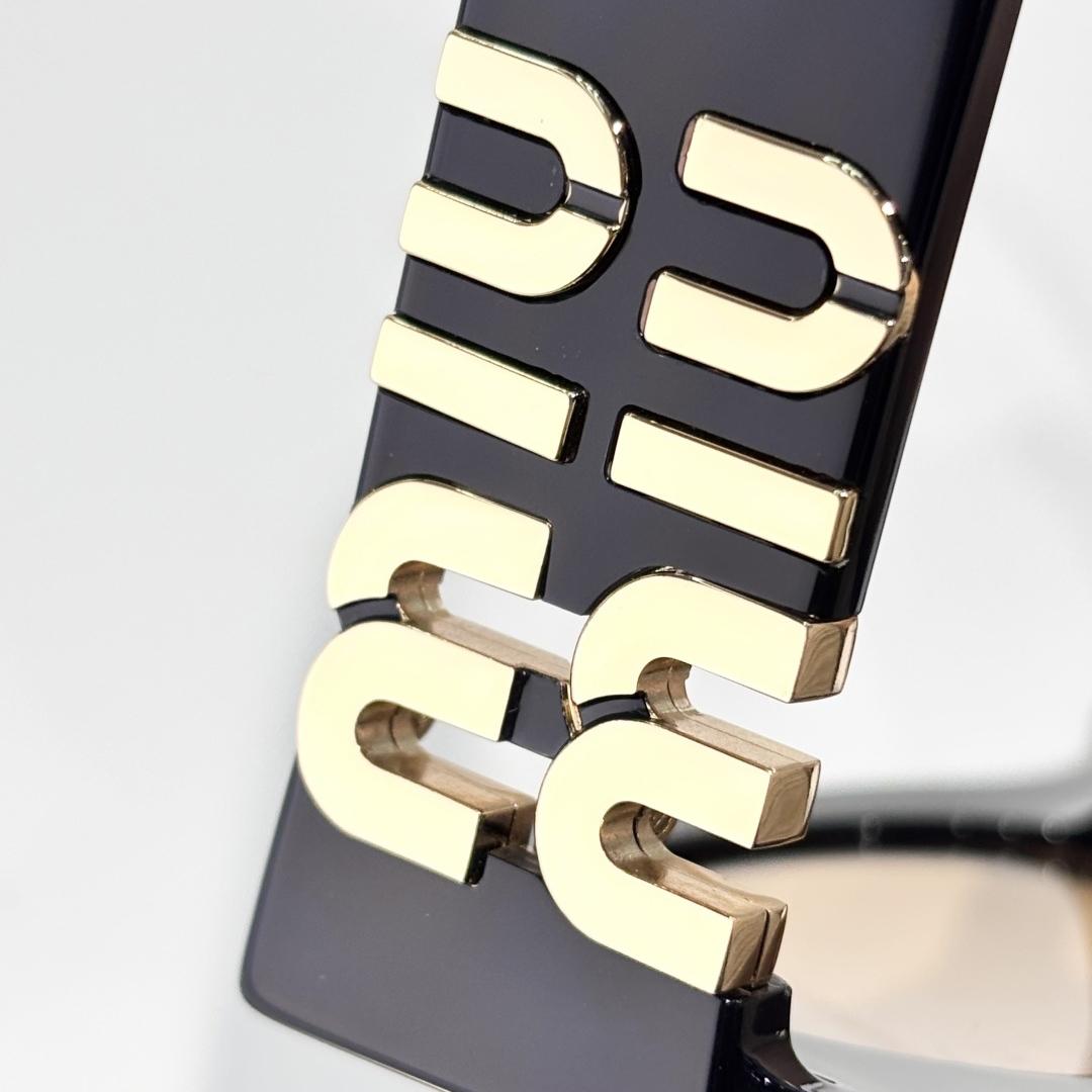 Miu Miu SMU 11WS Sunglasses - DopestKickz