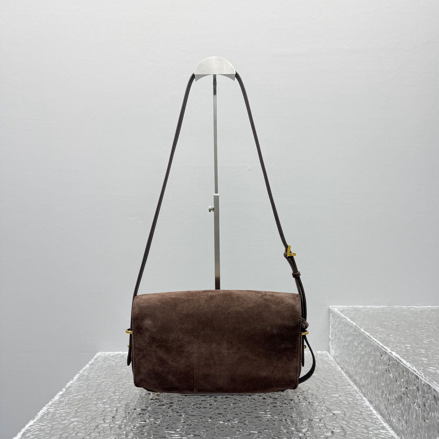 Balenciaga  Le 7 Shoulder Bag Medium In Moka - DopestKickz