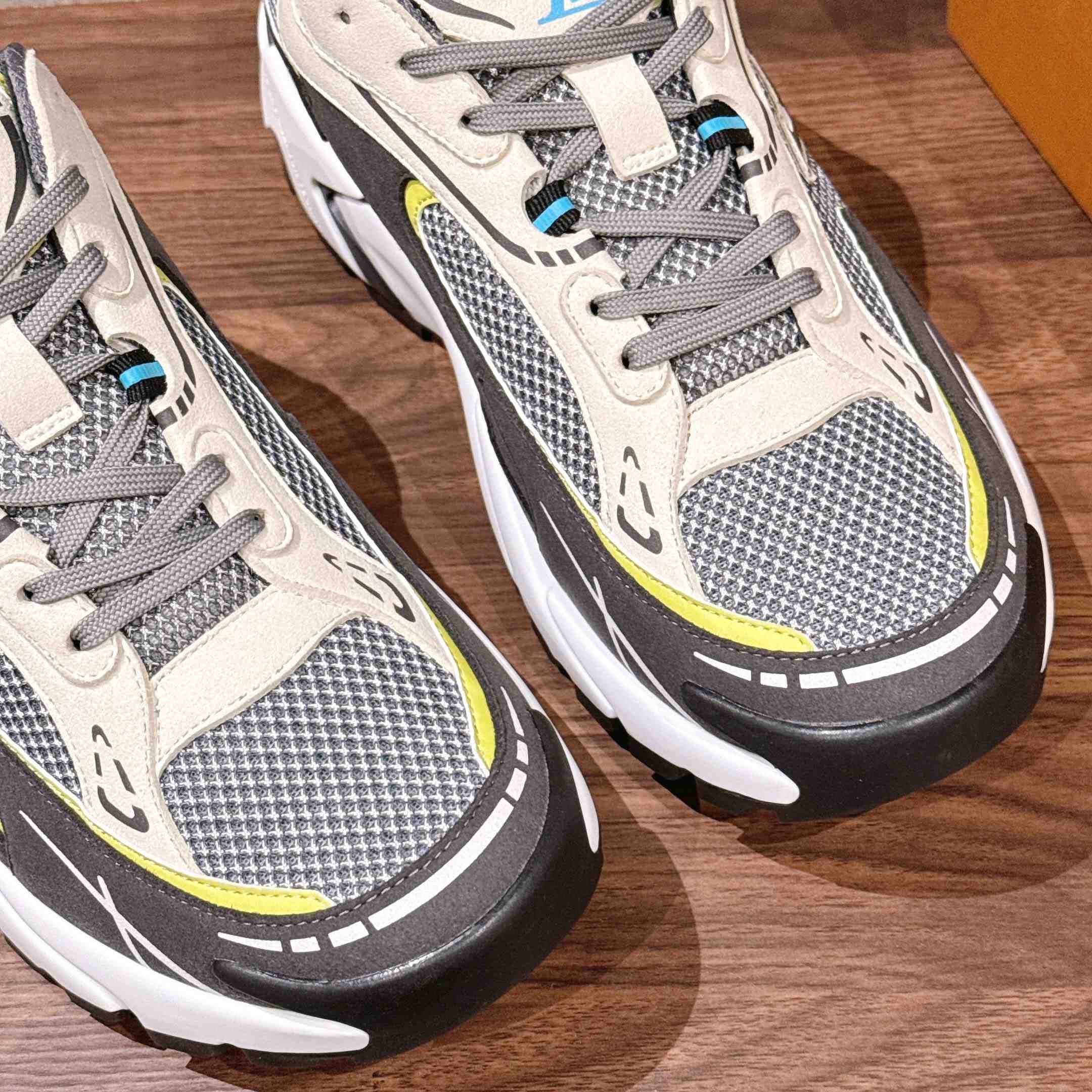 Louis Vuitton LV Tatic Runner Sneaker 1AKC43 - DopestKickz