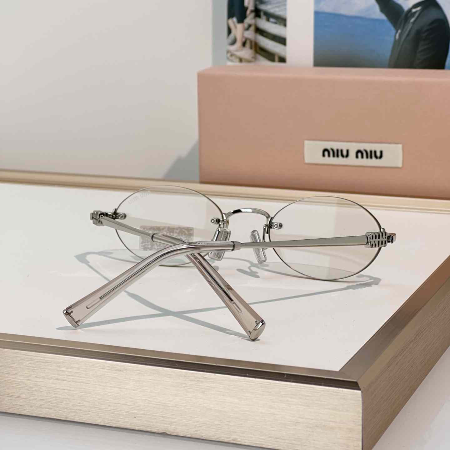 Miu Miu SMUA54S Sunglasses - DopestKickz