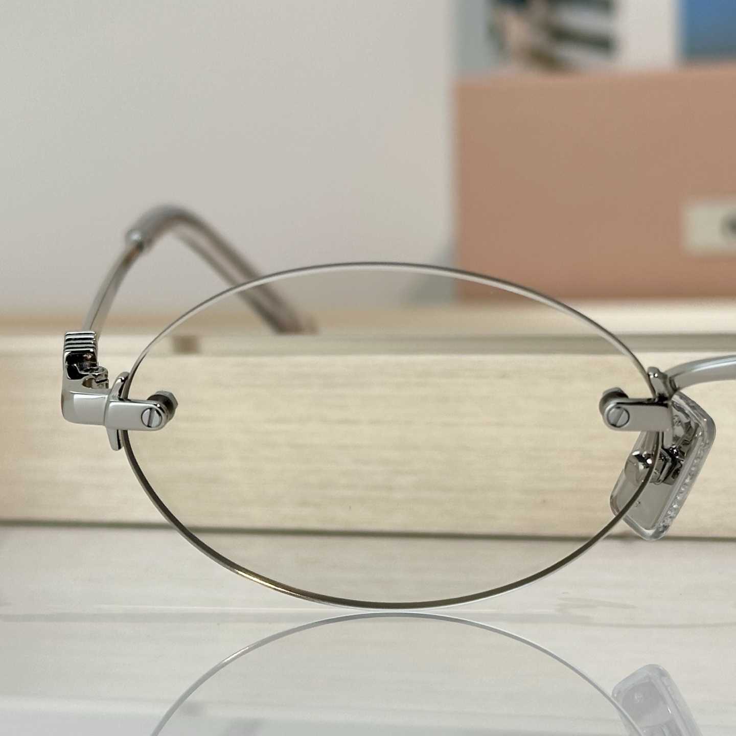Miu Miu SMUA54S Sunglasses - DopestKickz
