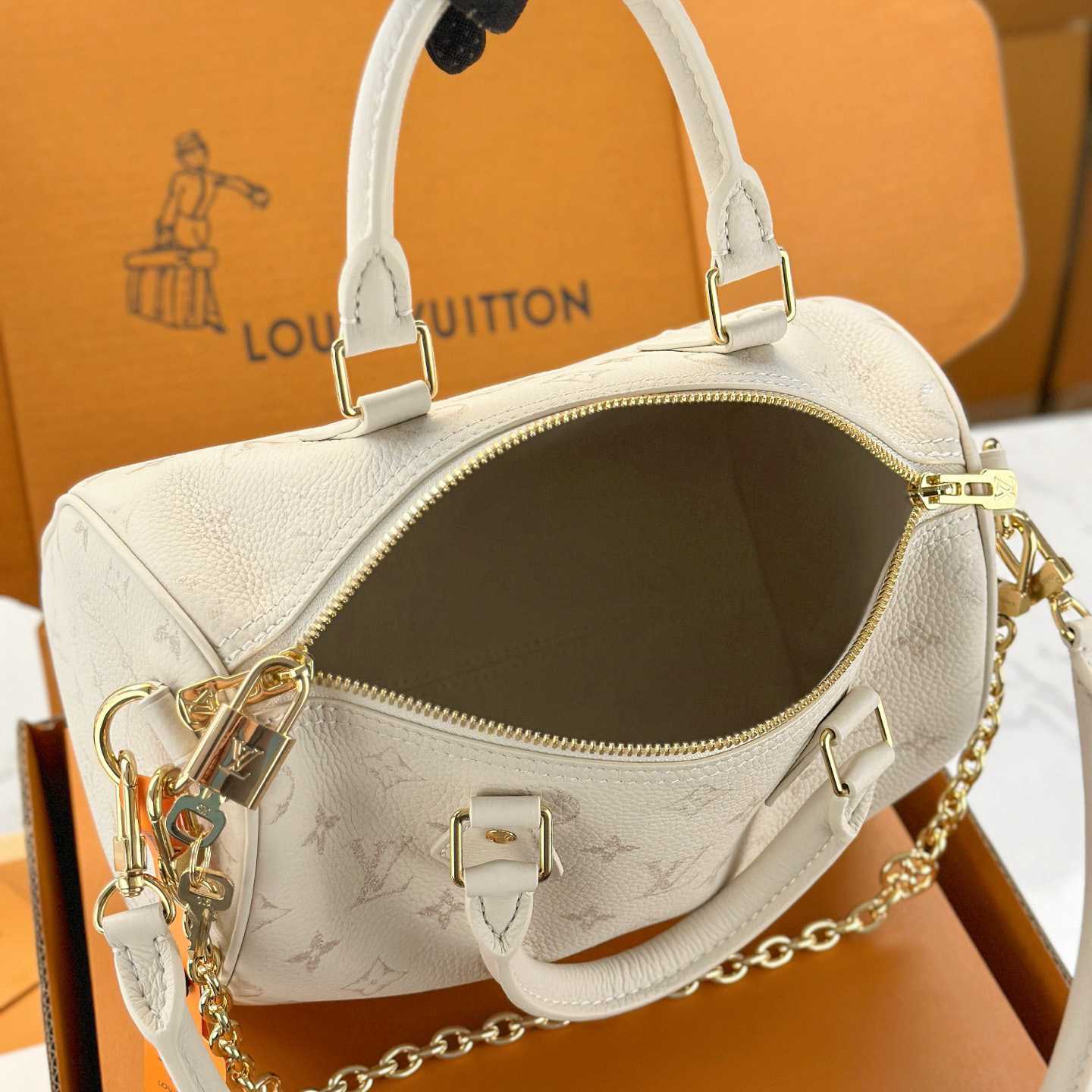 Louis Vuitton Speedy Bandoulière 25 M26690 - DopestKickz