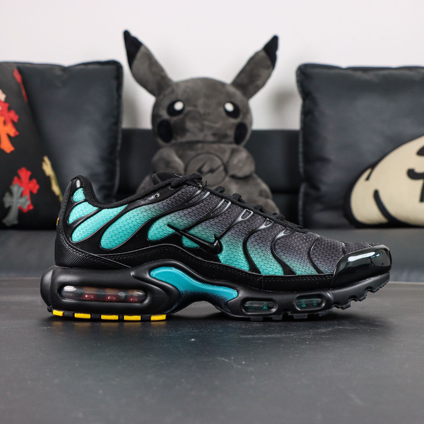 Nike Air Max Plus 'Black Dusty Cactus'  DM0032-016 - DopestKickz