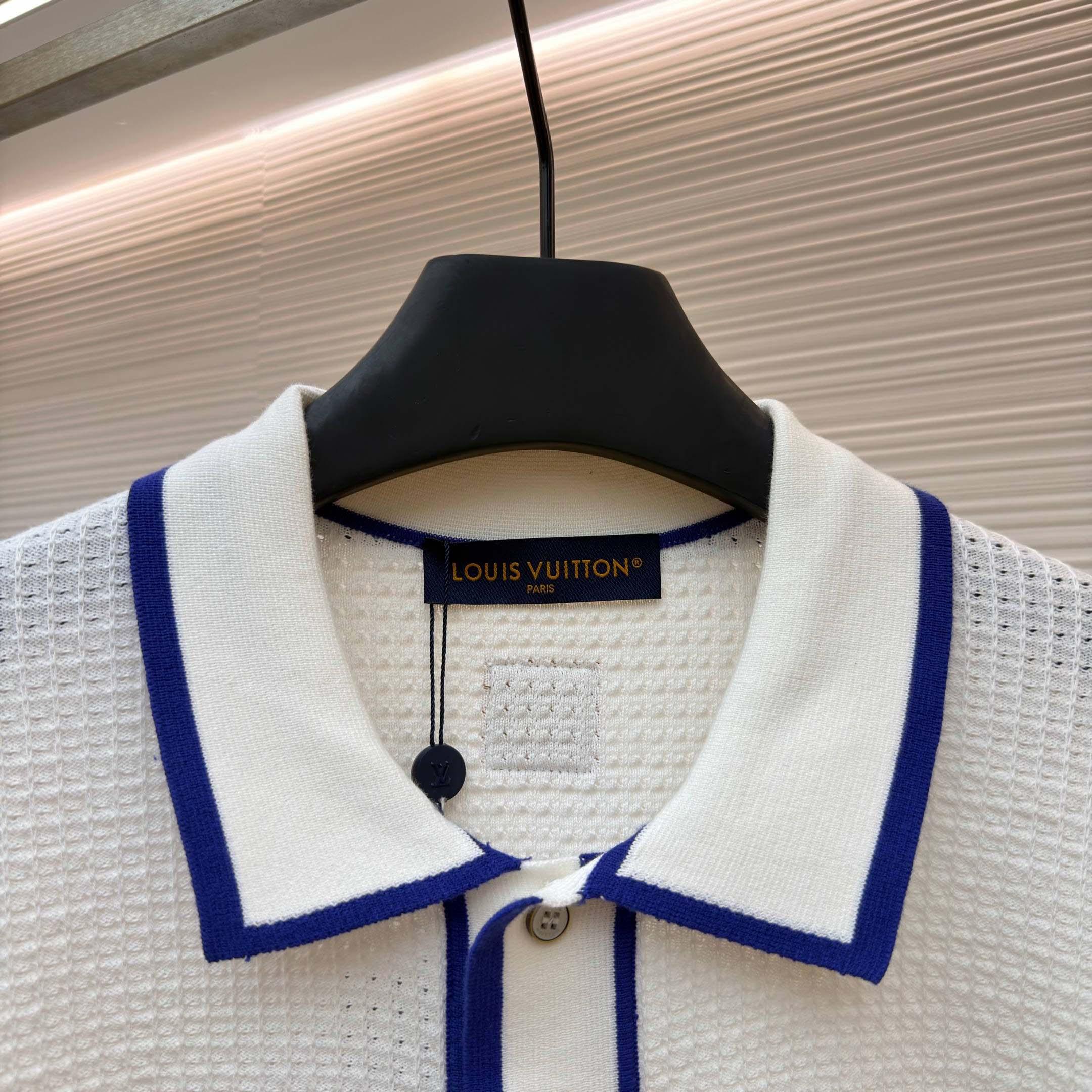 Louis Vuitton Waffle Signature Short-Sleeved Shirt   1AK6WW - DopestKickz