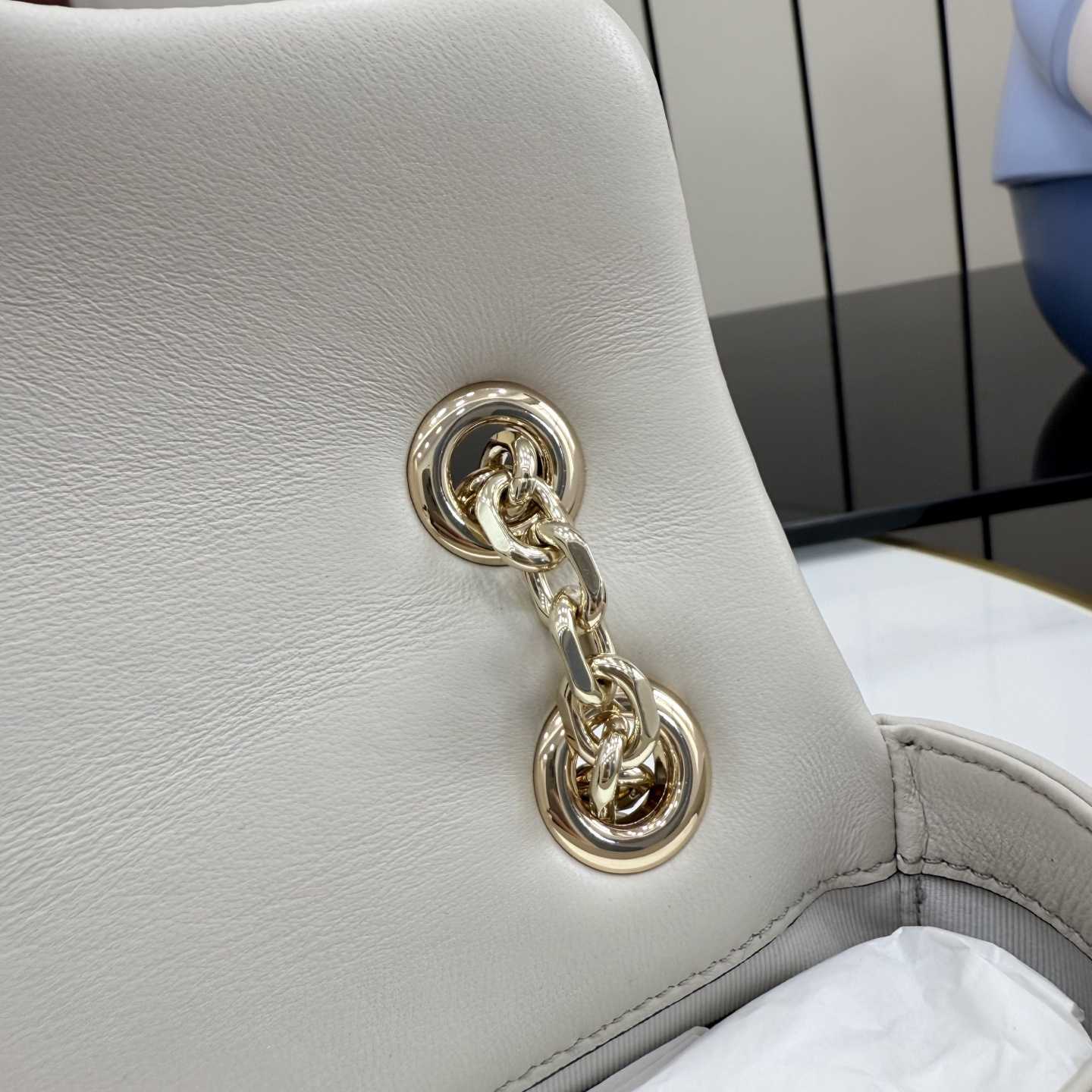 Gucci GG Marmont Small Shoulder Bag - DopestKickz