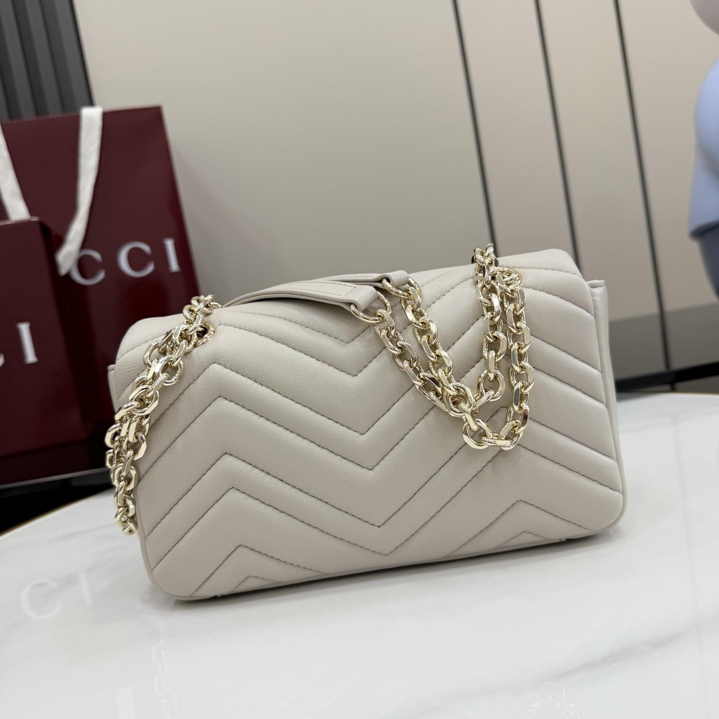 Gucci GG Marmont Small Shoulder Bag - DopestKickz