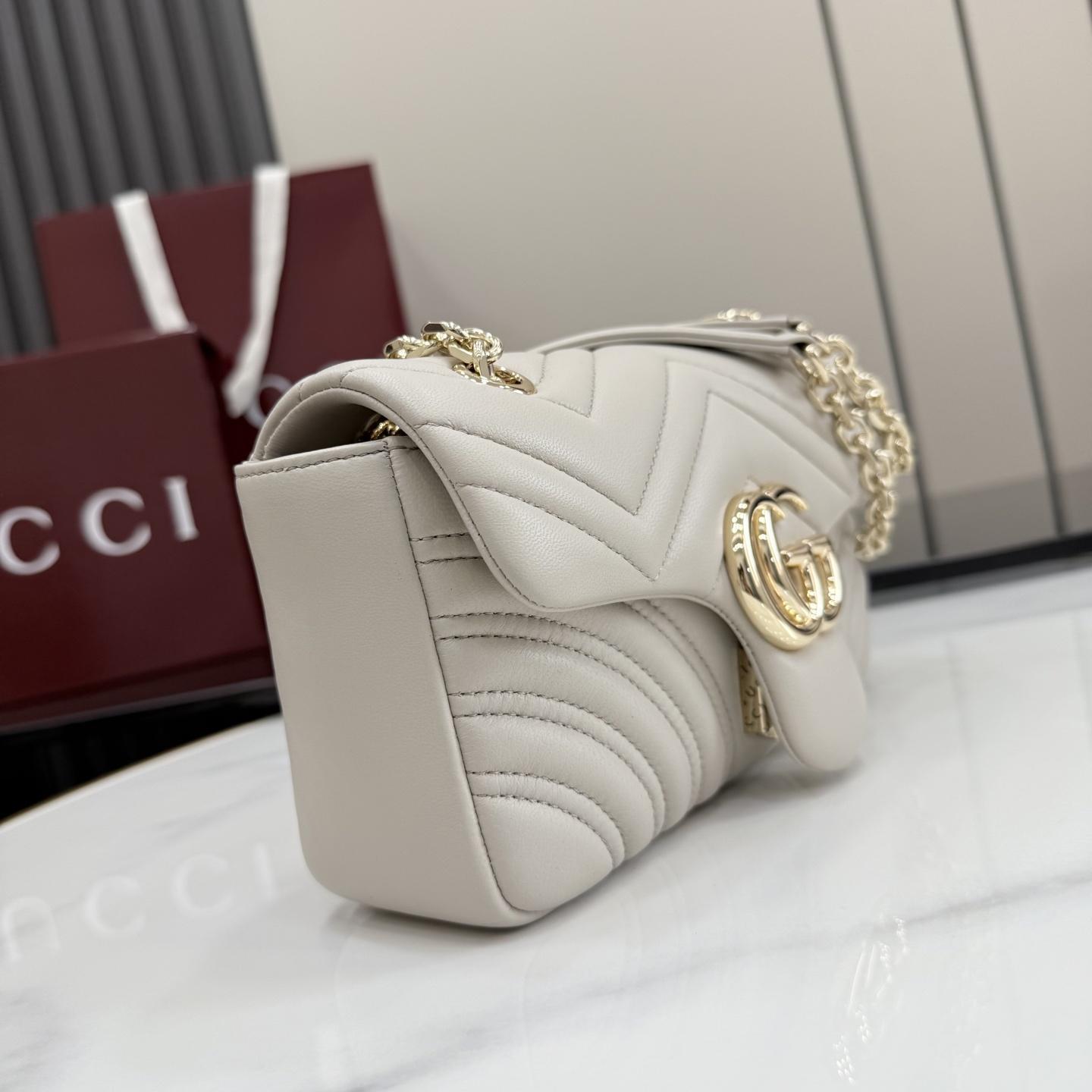 Gucci GG Marmont Small Shoulder Bag - DopestKickz