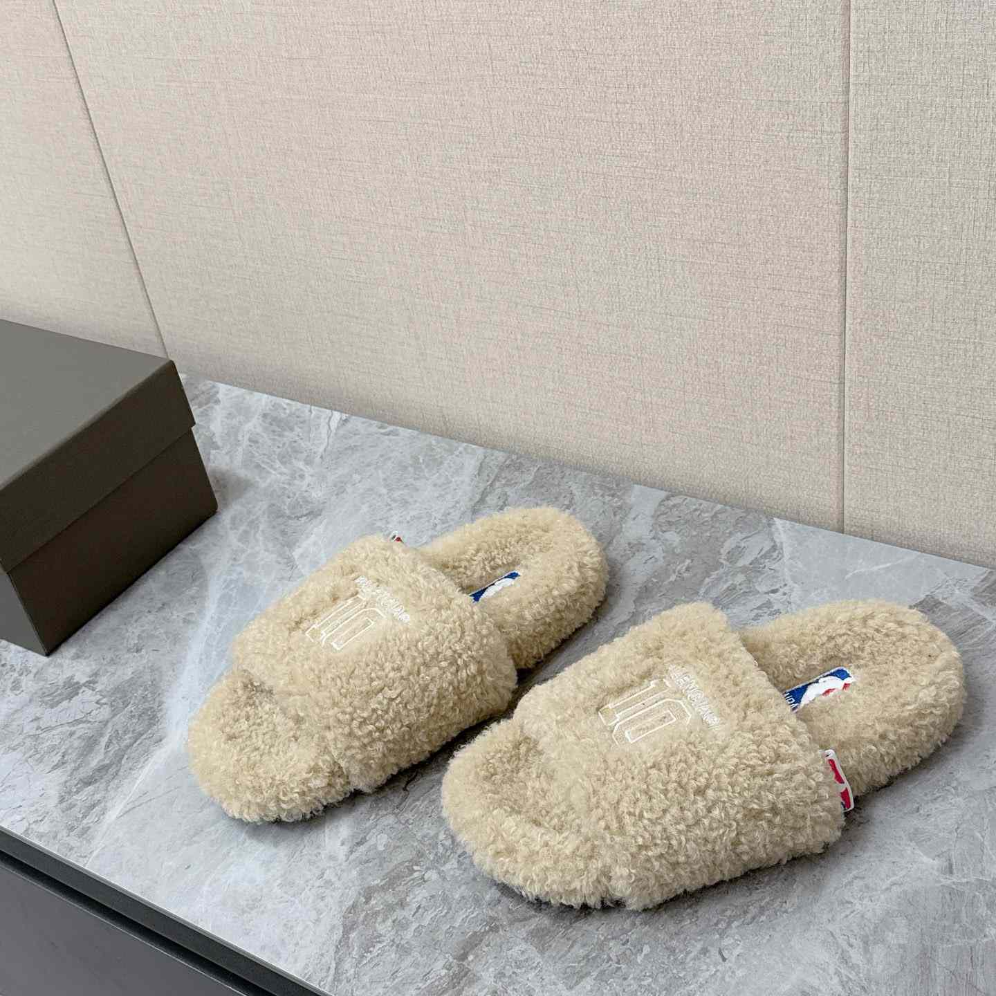 Balenciaga | Nba Collaboration Furry Open Mule - DopestKickz