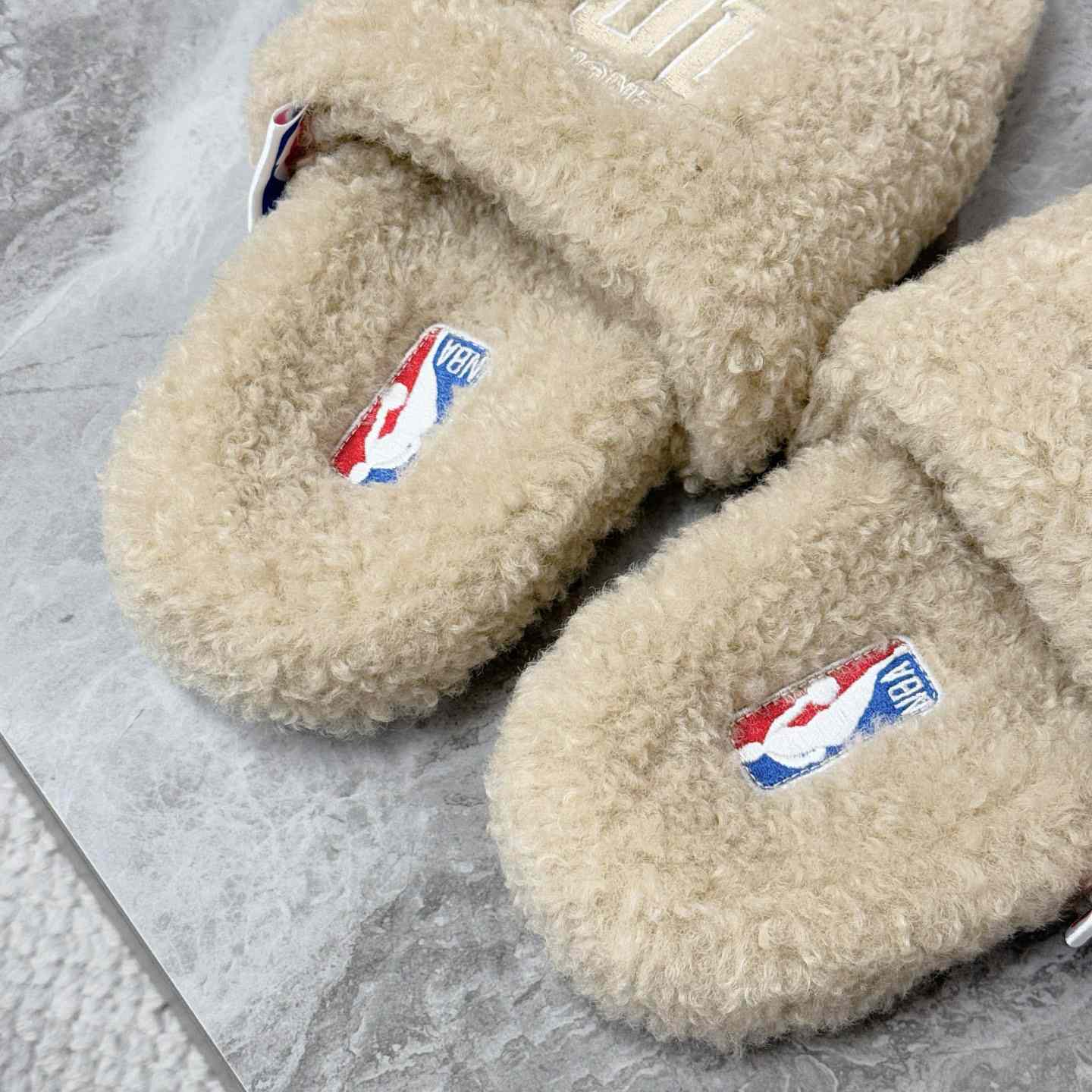 Balenciaga | Nba Collaboration Furry Open Mule - DopestKickz