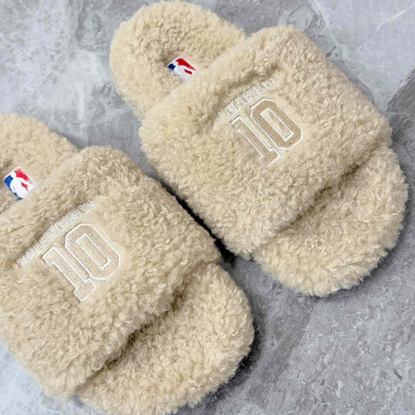 Balenciaga | Nba Collaboration Furry Open Mule - DopestKickz