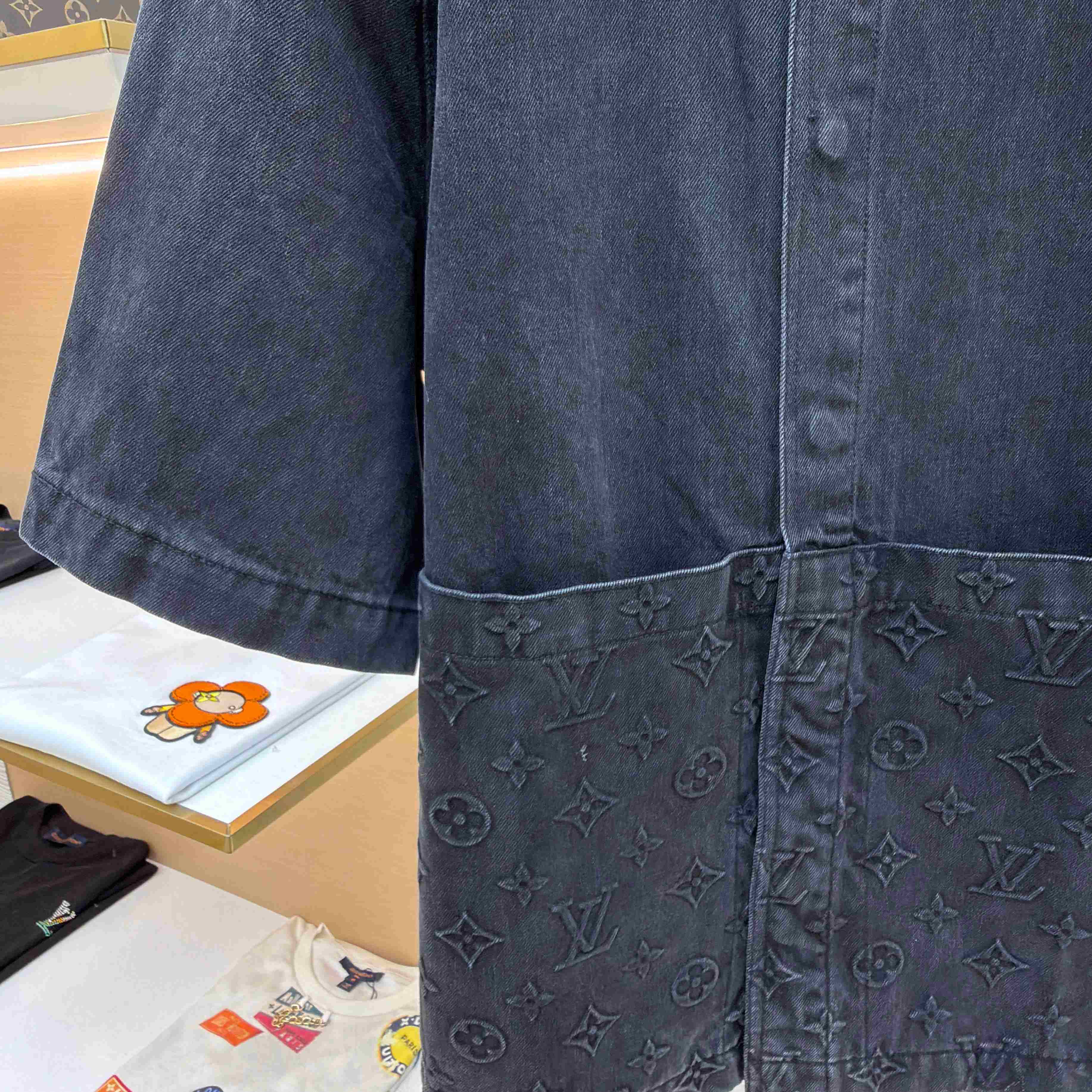 Louis Vuitton Short Sleeve Denim Workwear Shirt - DopestKickz