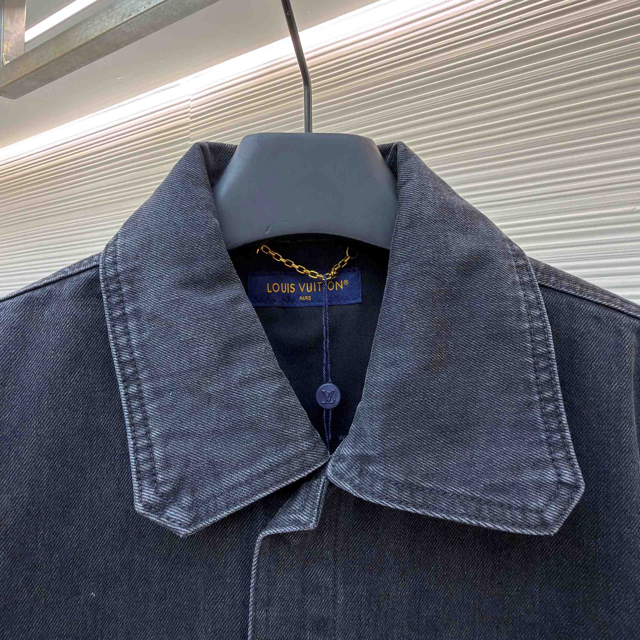Louis Vuitton Short Sleeve Denim Workwear Shirt - DopestKickz