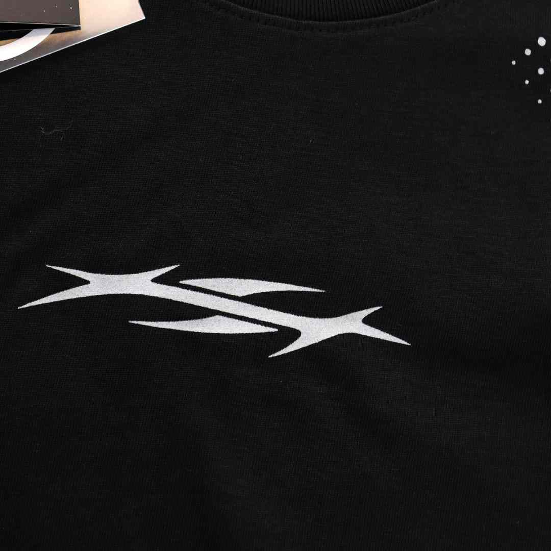 Hellstar Tech T-Shirt - DopestKickz