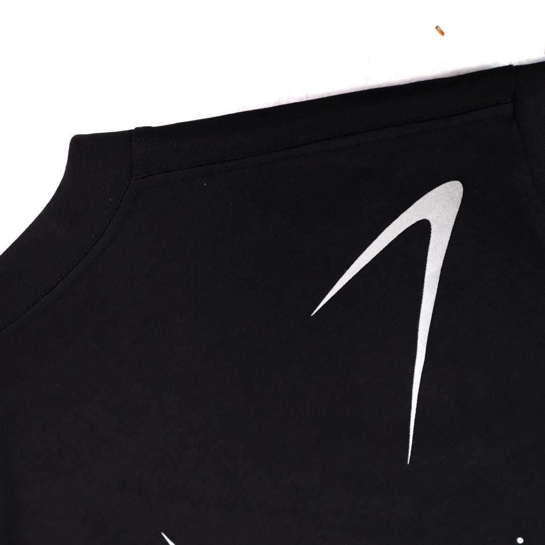 Hellstar Tech T-Shirt - DopestKickz