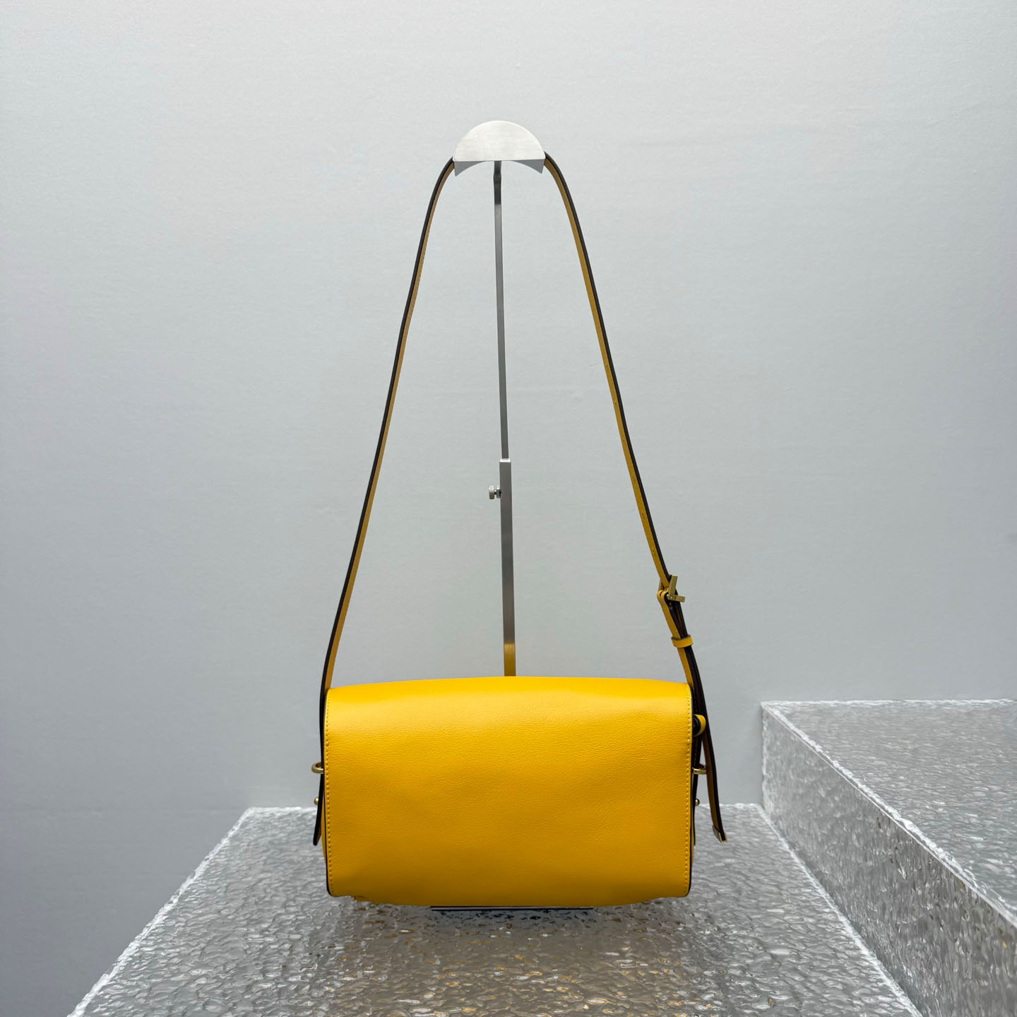Balenciaga  Le 7 Shoulder Bag Medium In Curry - DopestKickz