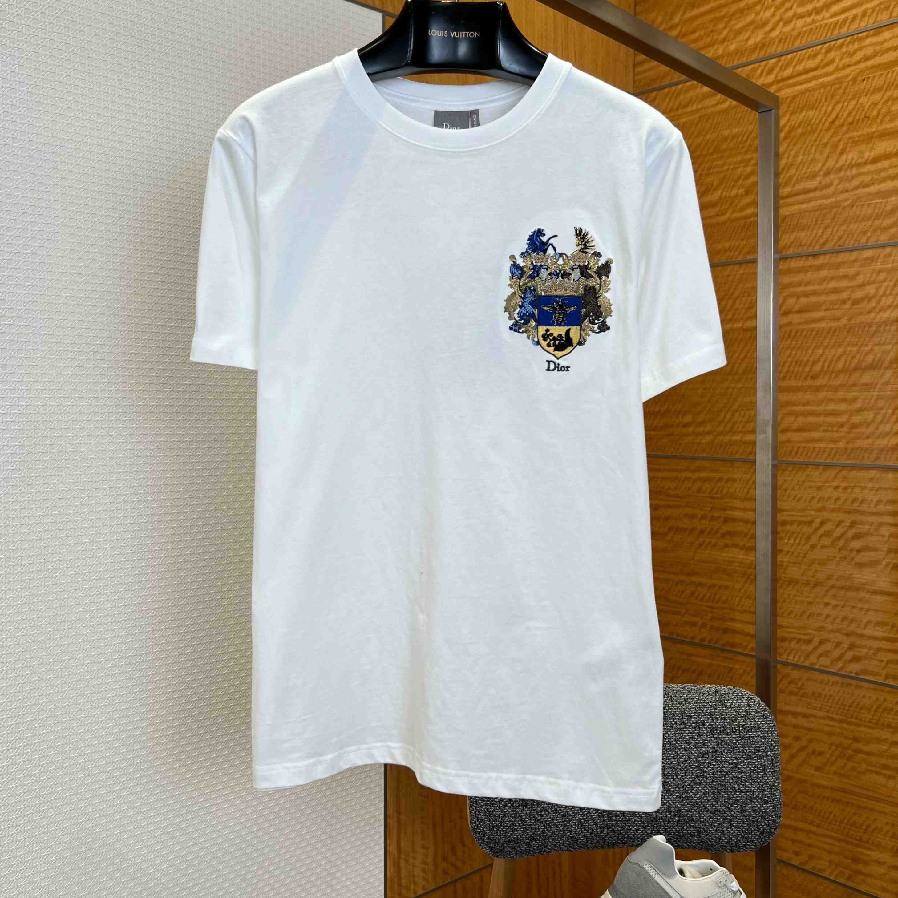 Dior T-Shirt With Dior Blason Embroidery, Relaxed Fit - DopestKickz