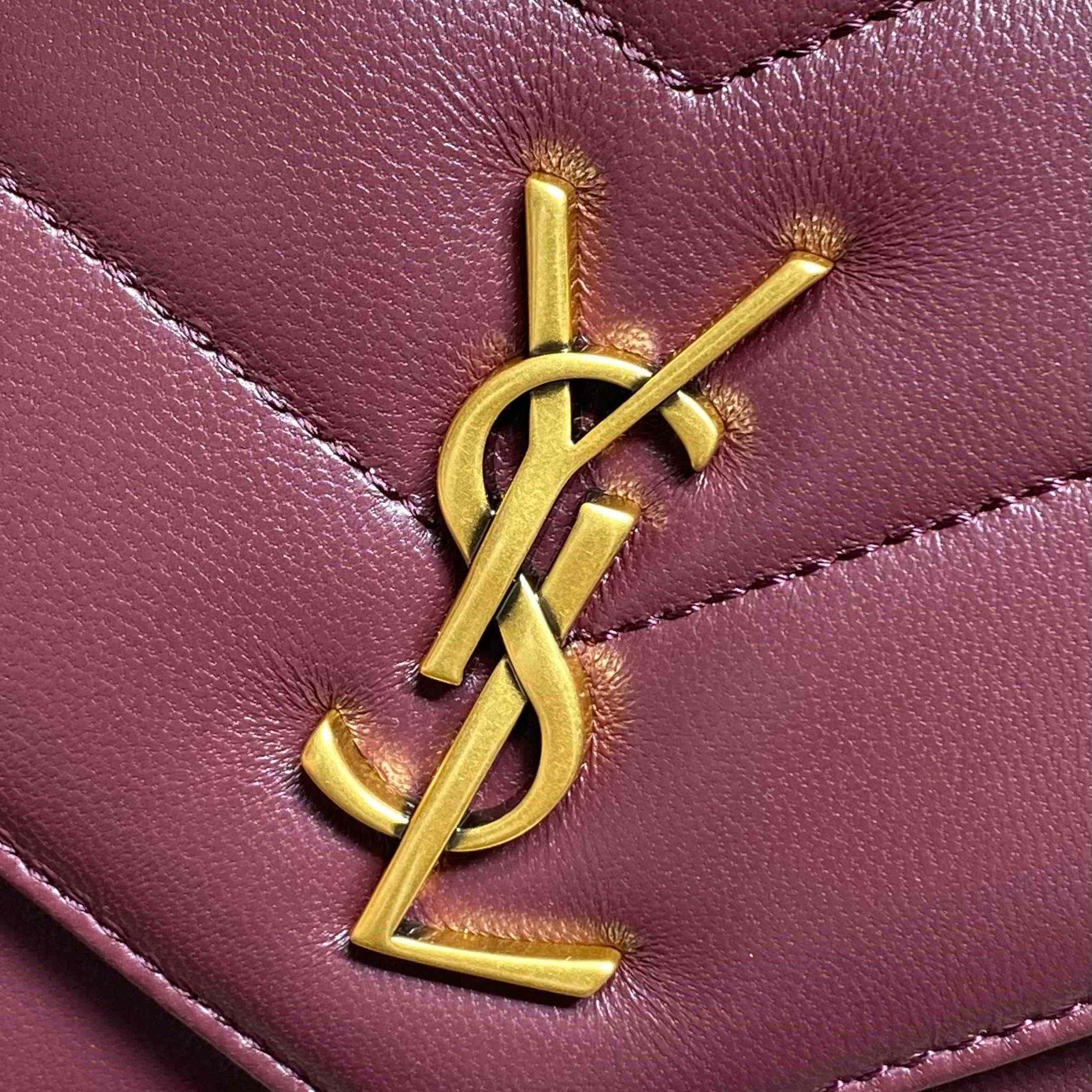 Saint Laurent LOULOU Toy Crossbody In MATELASSÉ Lambskin - DopestKickz