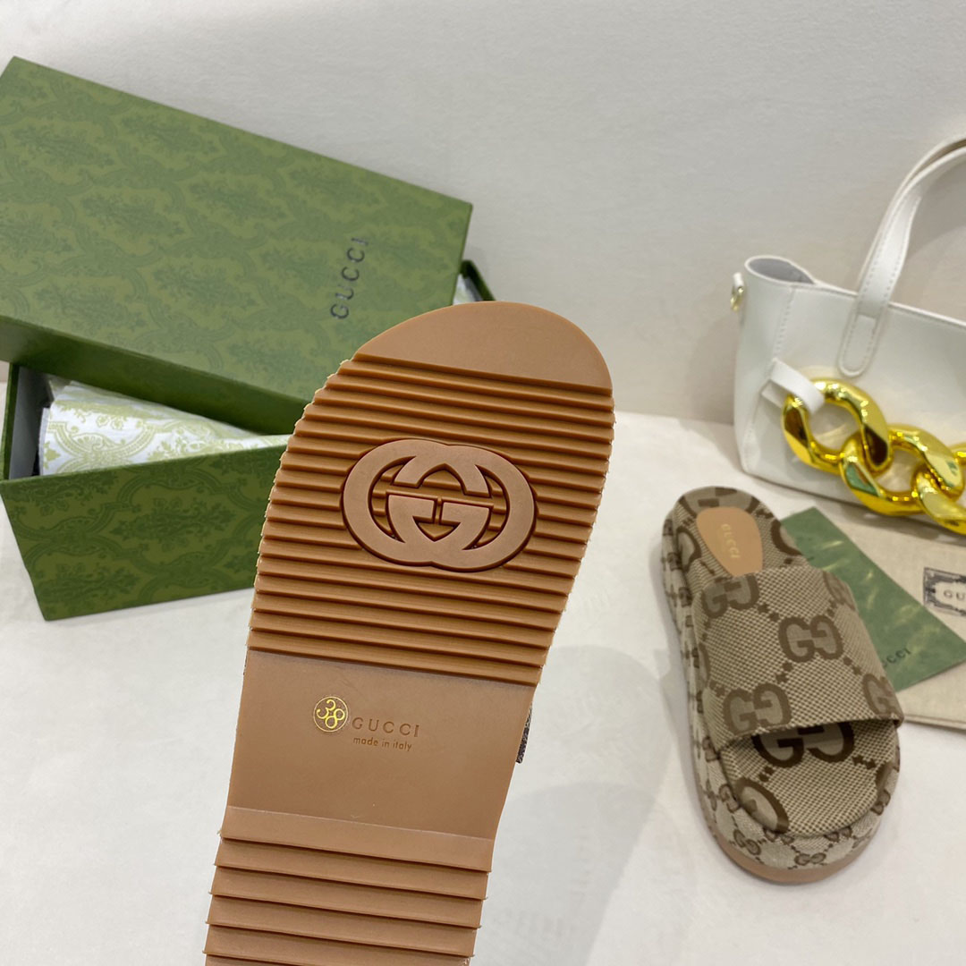  Gucci Wmns GG Lame Platform Slide Sandal 'Camel Monogram' - DopestKickz