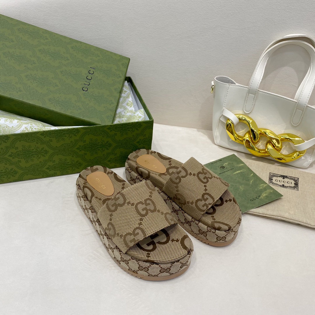  Gucci Wmns GG Lame Platform Slide Sandal 'Camel Monogram' - DopestKickz