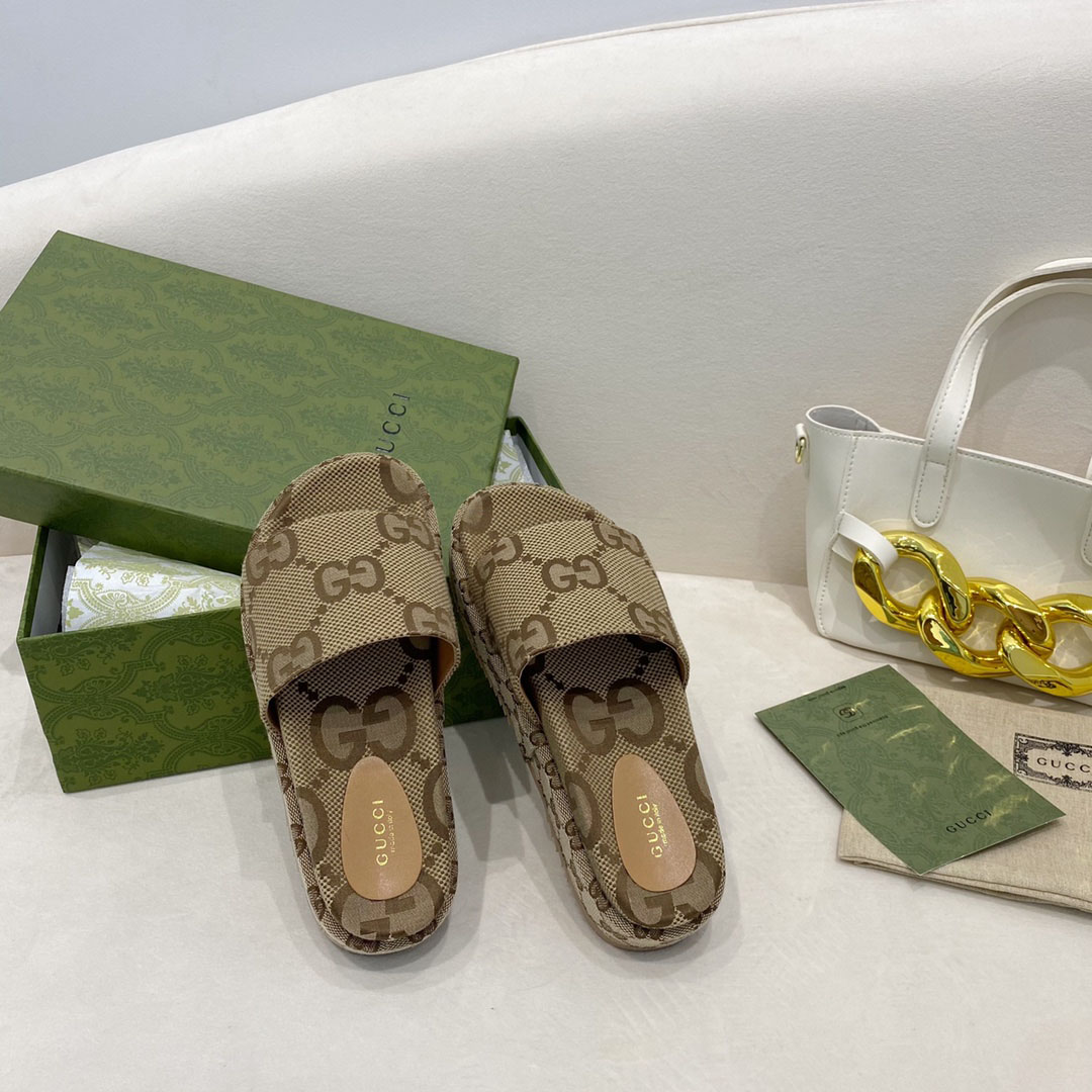  Gucci Wmns GG Lame Platform Slide Sandal 'Camel Monogram' - DopestKickz