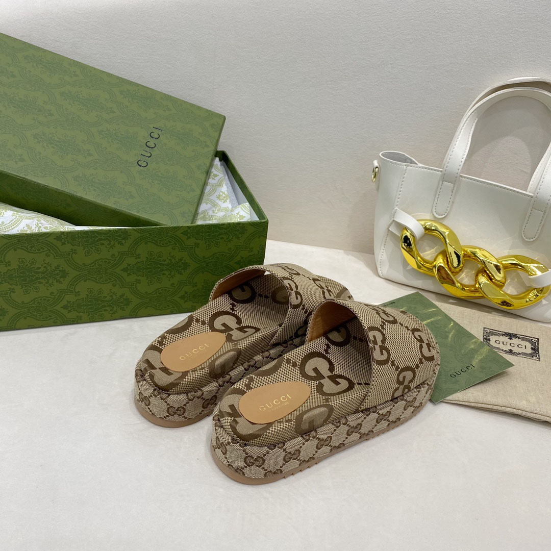  Gucci Wmns GG Lame Platform Slide Sandal 'Camel Monogram' - DopestKickz