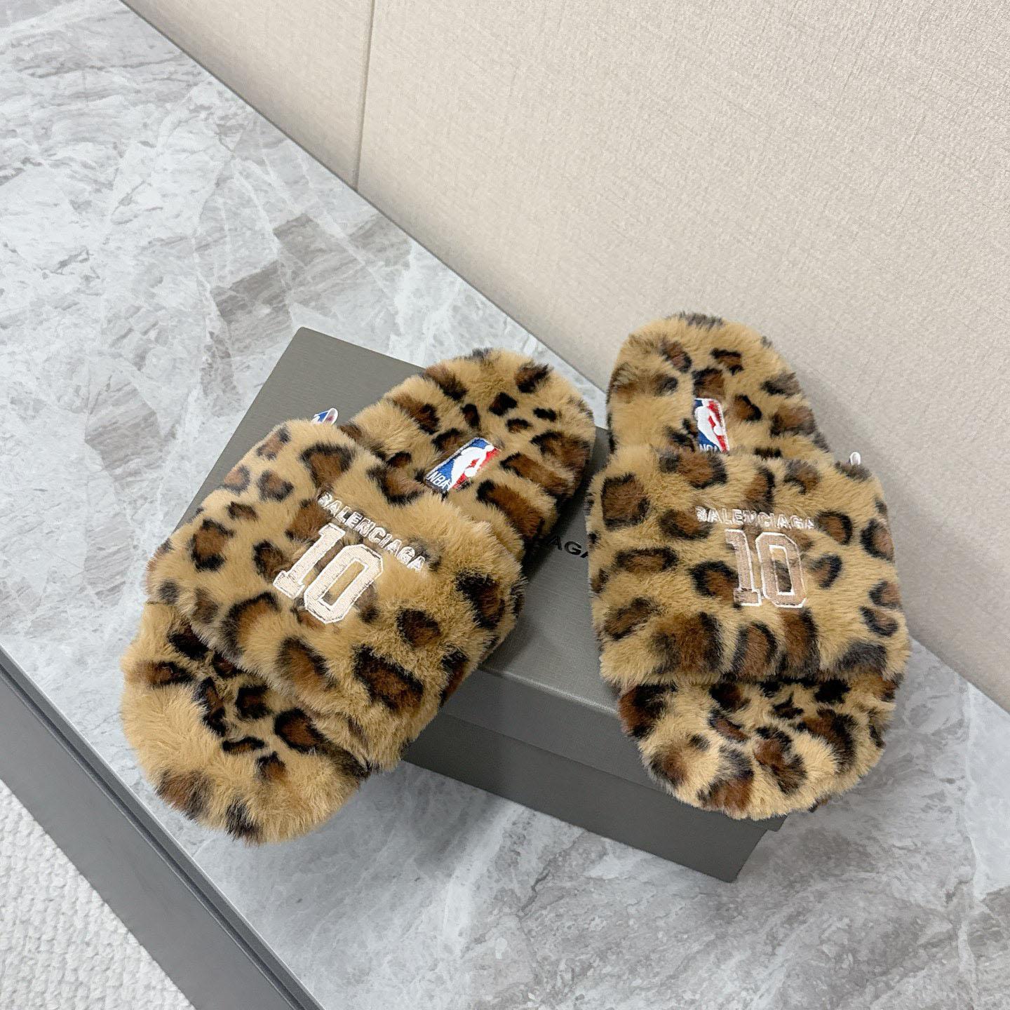 Balenciaga | Nba Collaboration Furry Open Mule - DopestKickz