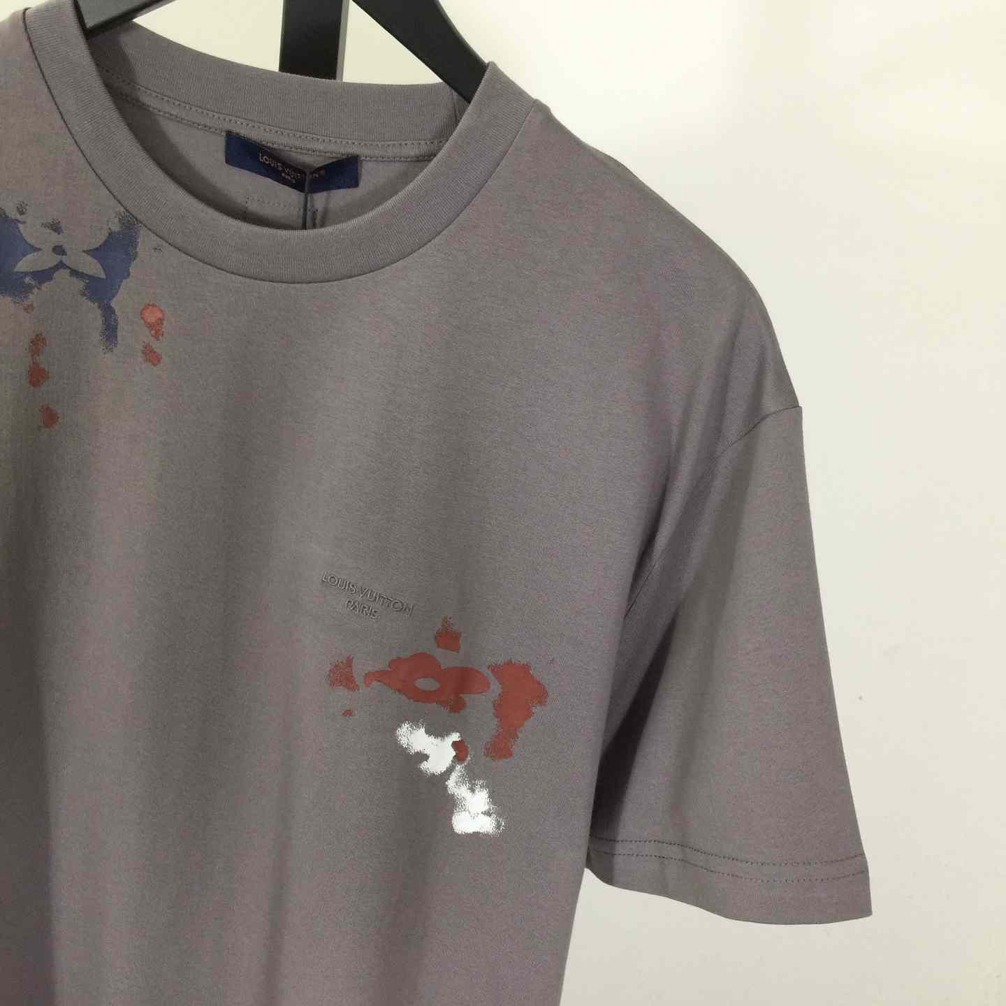 Louis Vuitton Graphic T-Shirt   1AK7HI - DopestKickz