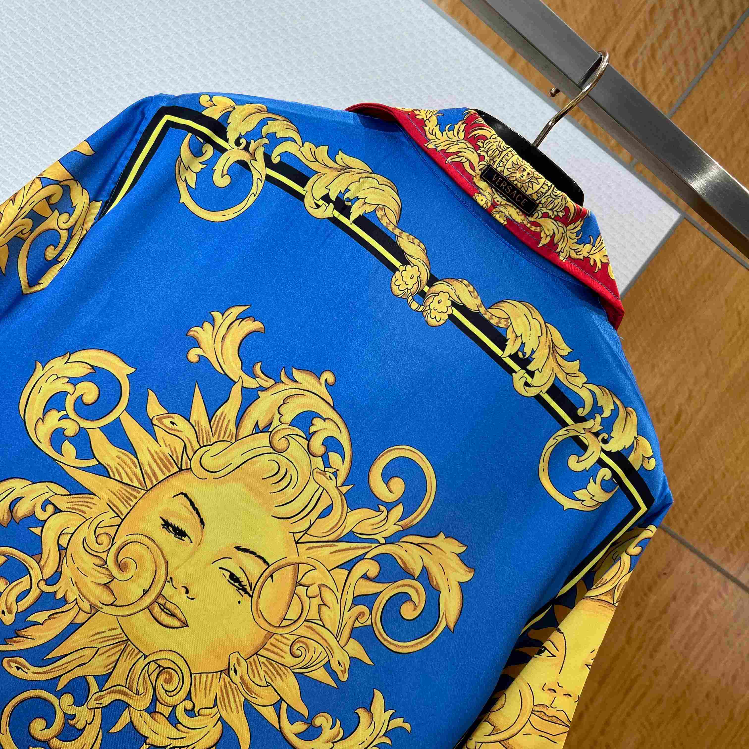 Versace Printed Silk Twill Shirt - DopestKickz