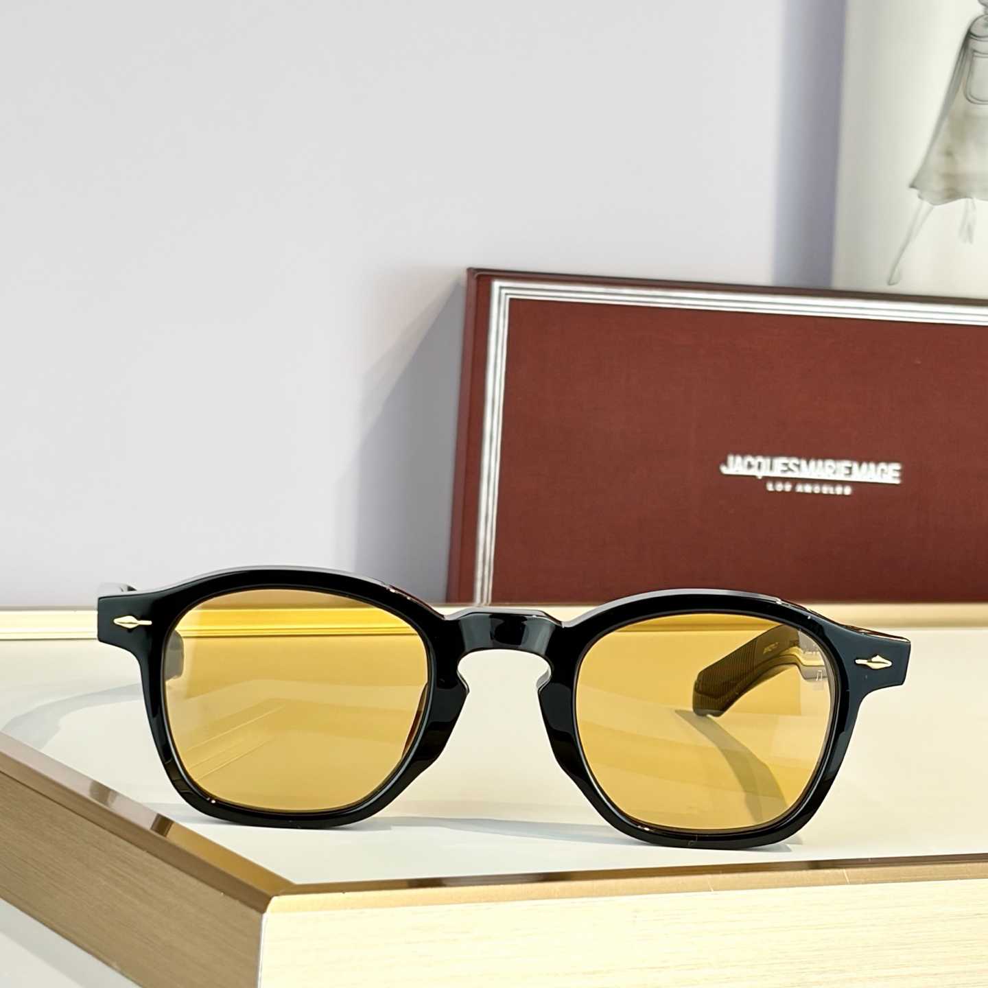Jacquemus Zephirin Sunglasses - DopestKickz