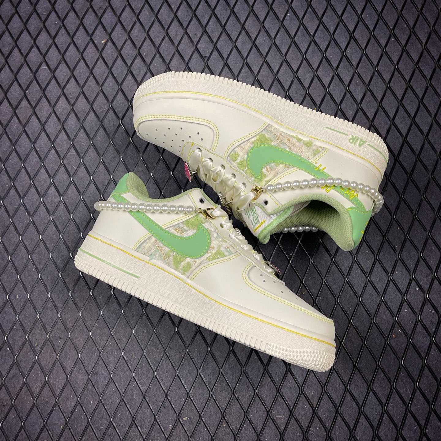 NIKE Air Force 1'07 Low Jade Pearl Canvas  FJ7740-111 - DopestKickz