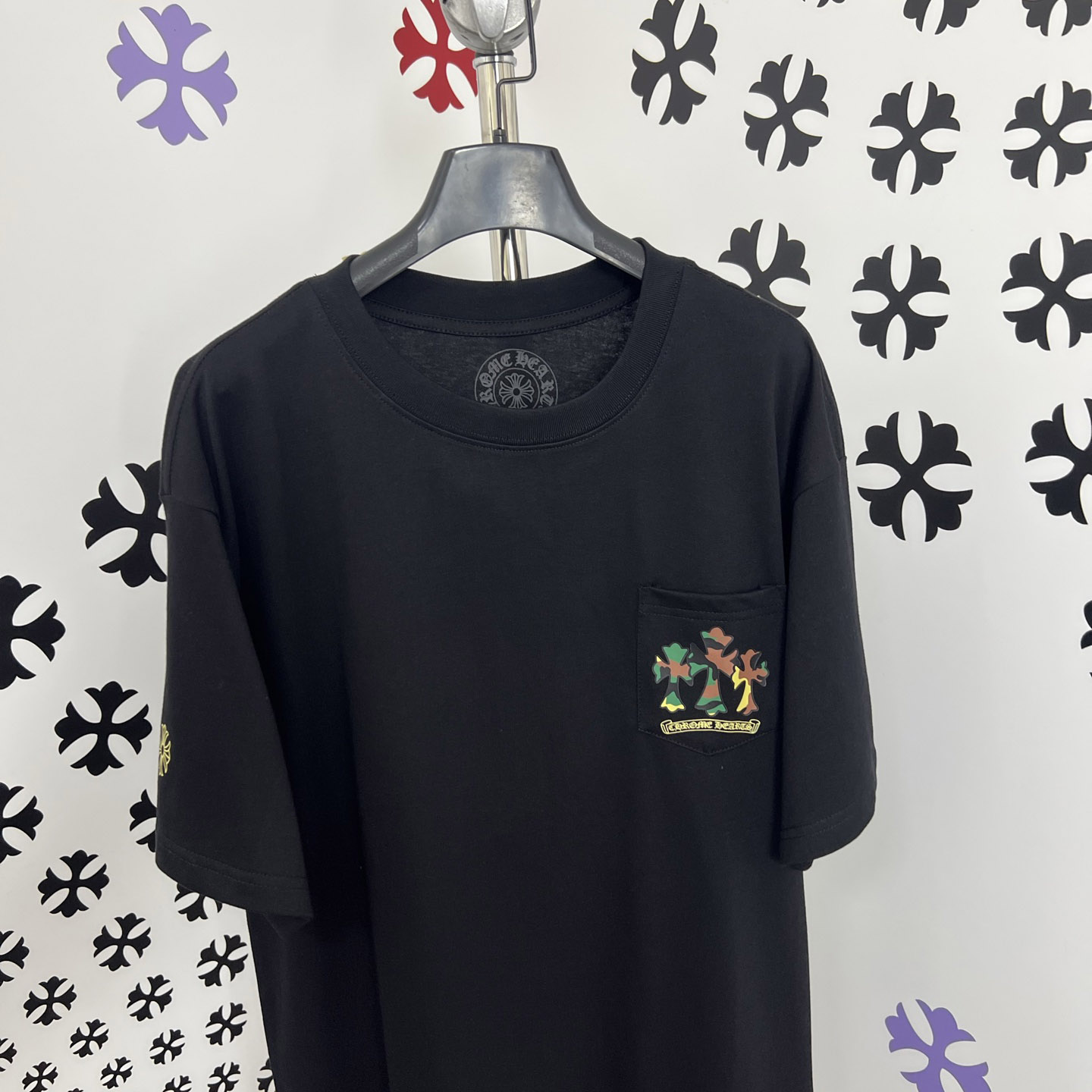 Chrome Hearts Camouflage Cemetery Cross Pocket Tee - DopestKickz