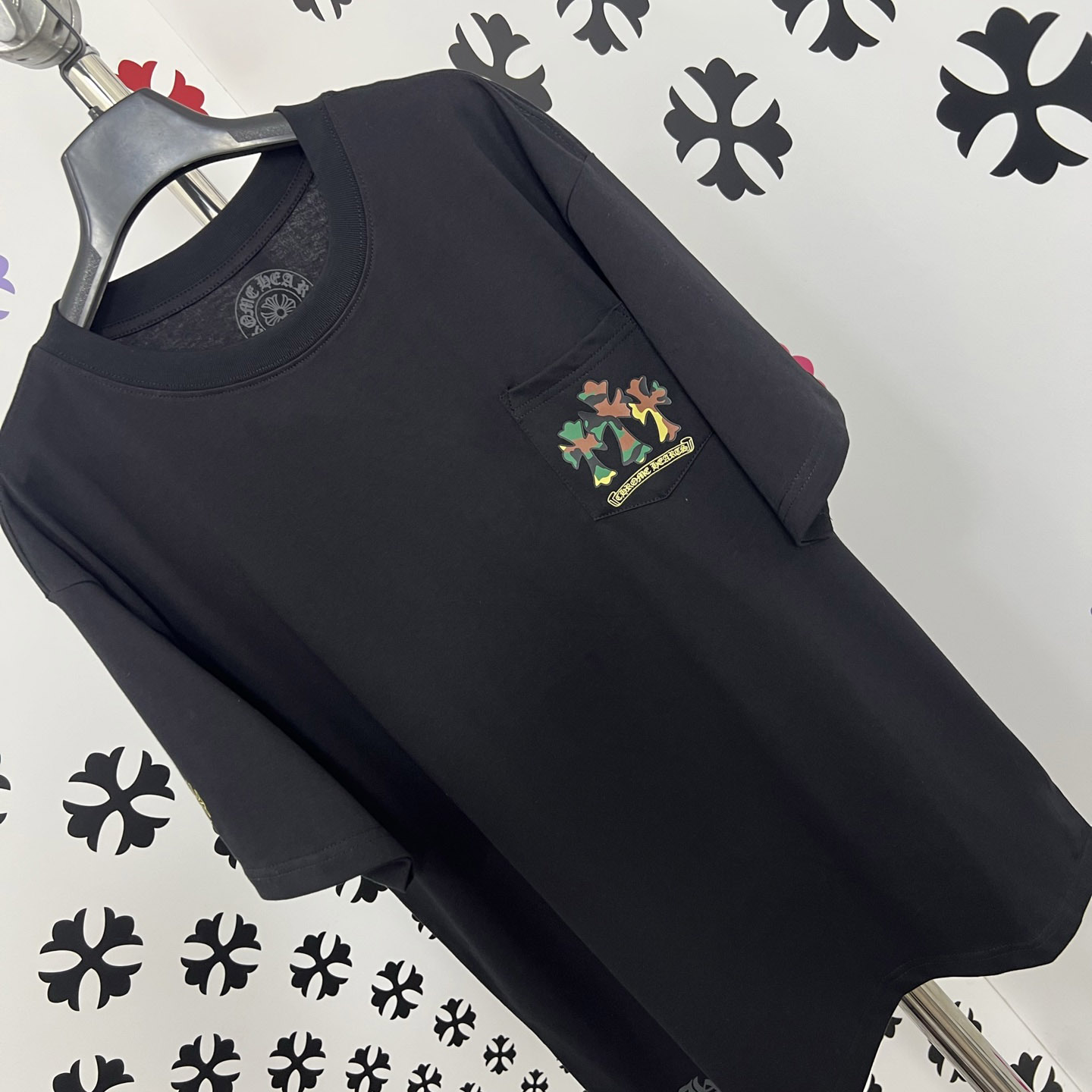 Chrome Hearts Camouflage Cemetery Cross Pocket Tee - DopestKickz