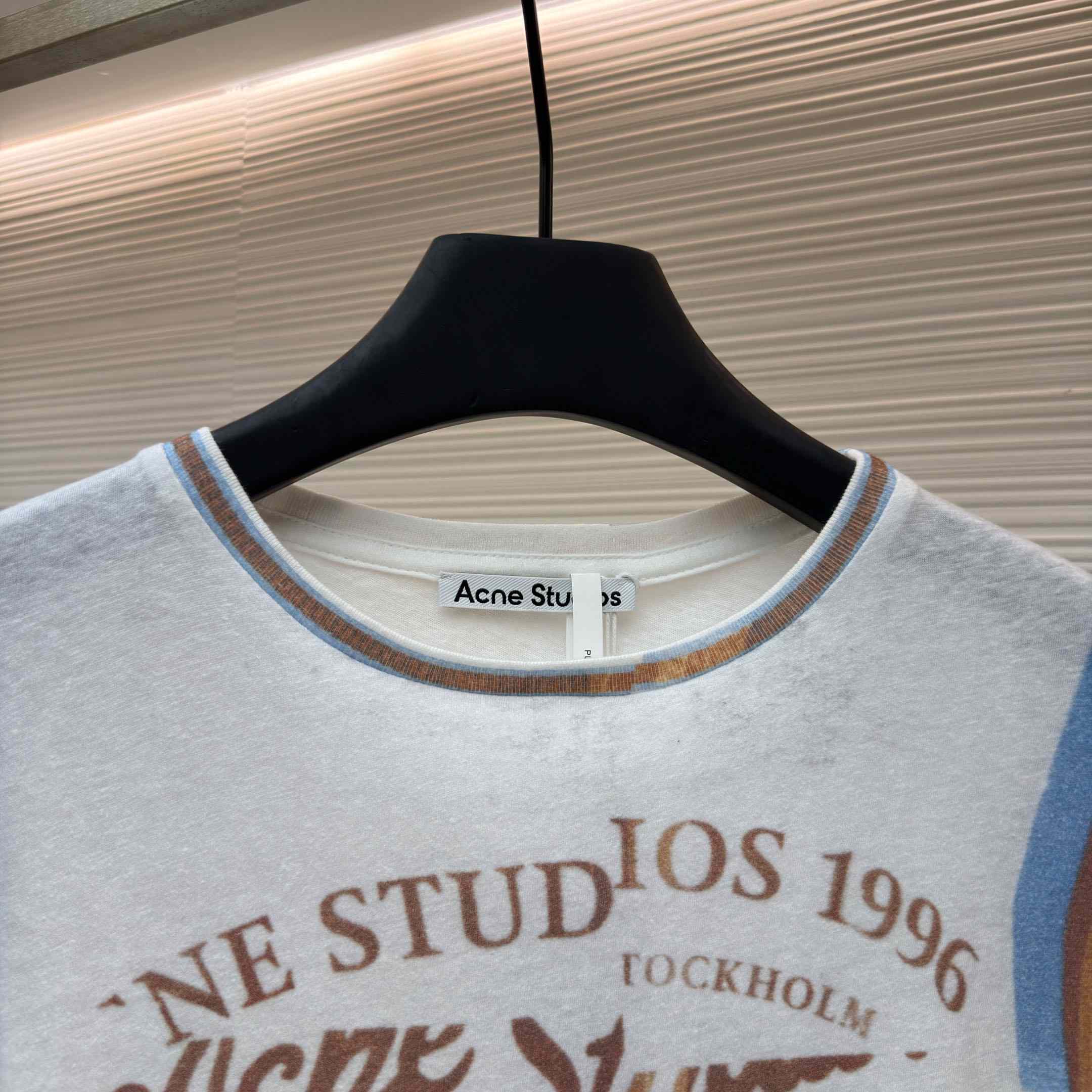 Acne Studios Graphic T-shirt - DopestKickz