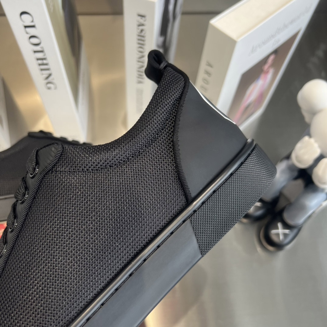 Christian Louboutin Louis Junior Leather Sneakers - DopestKickz