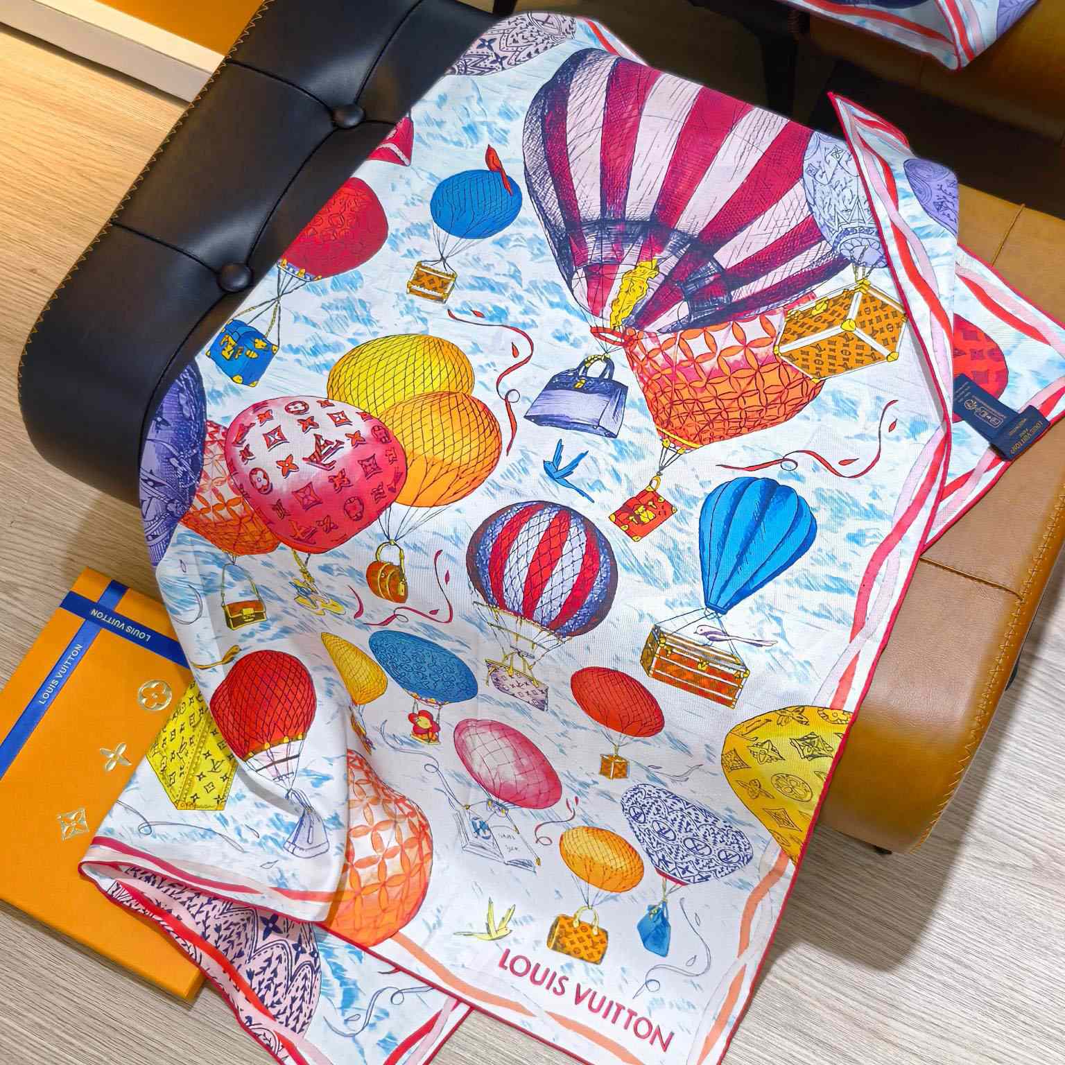 Louis Vuitton Up And Away Square 90 M77662 - DopestKickz